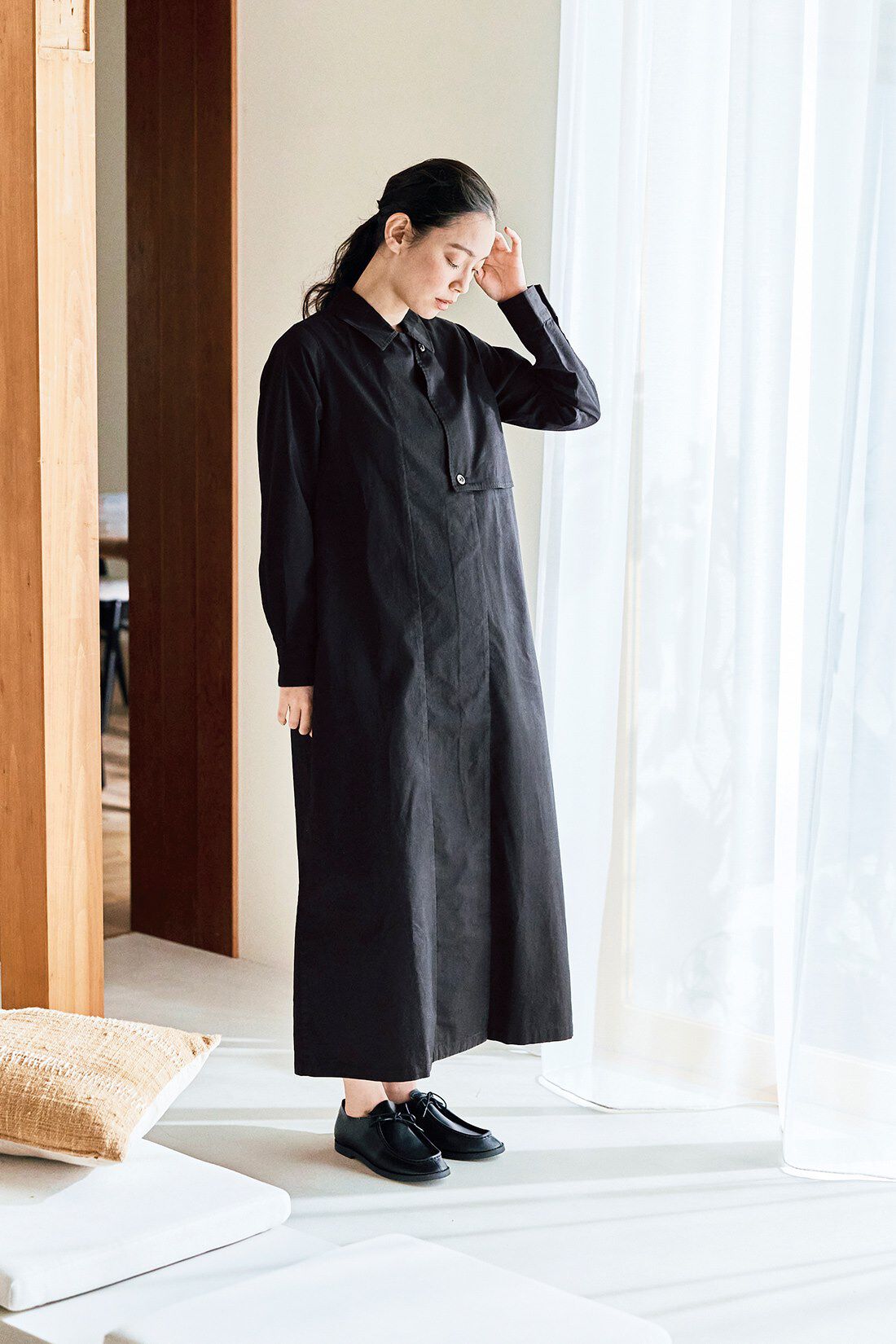 and myera［アンドマイラ］|and myera トレンチコートワンピース〈黒〉
