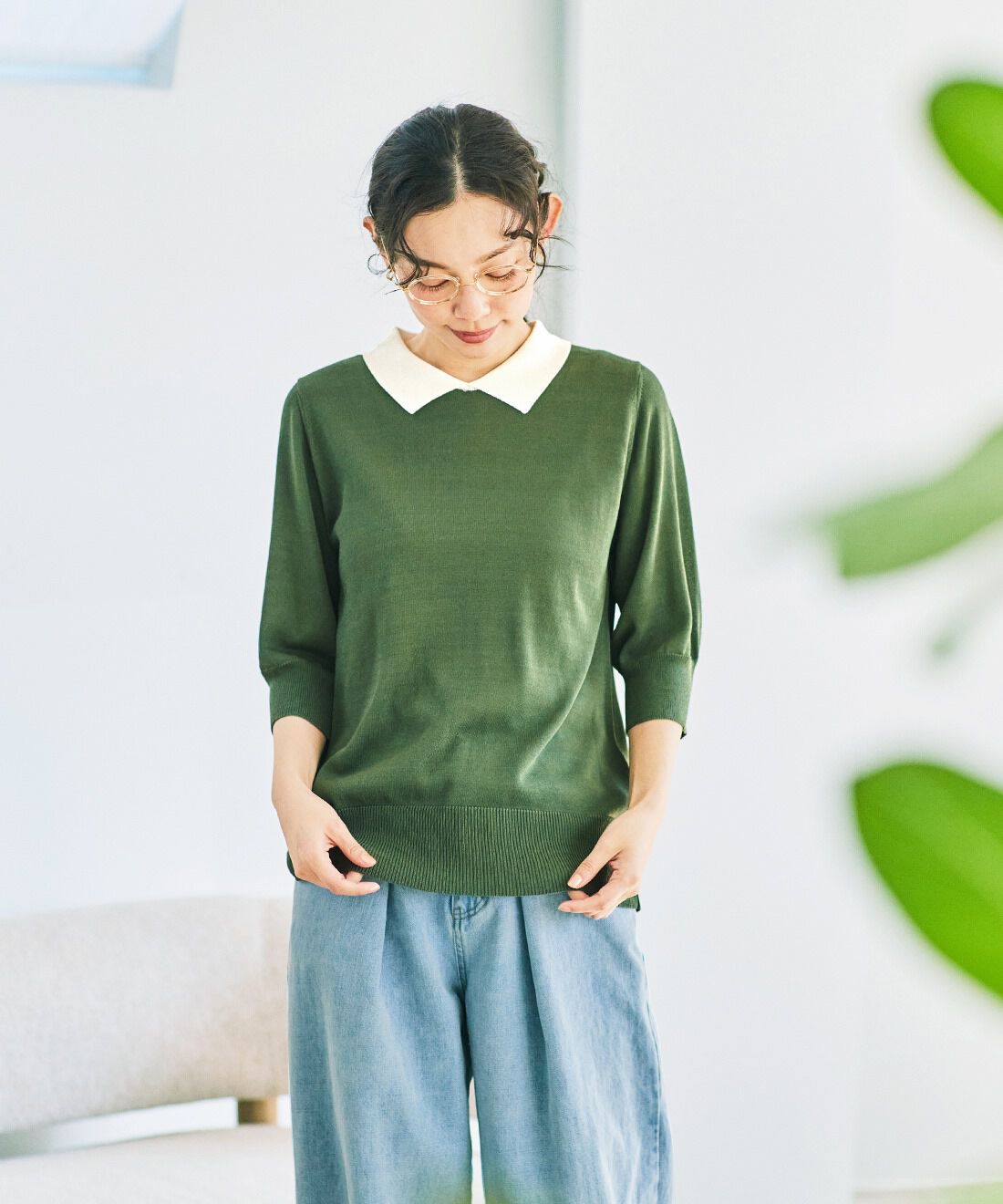 and myera［アンドマイラ］|インディゴ 洗い加工で色を落とした ジーンズ ブルーのコーディネート