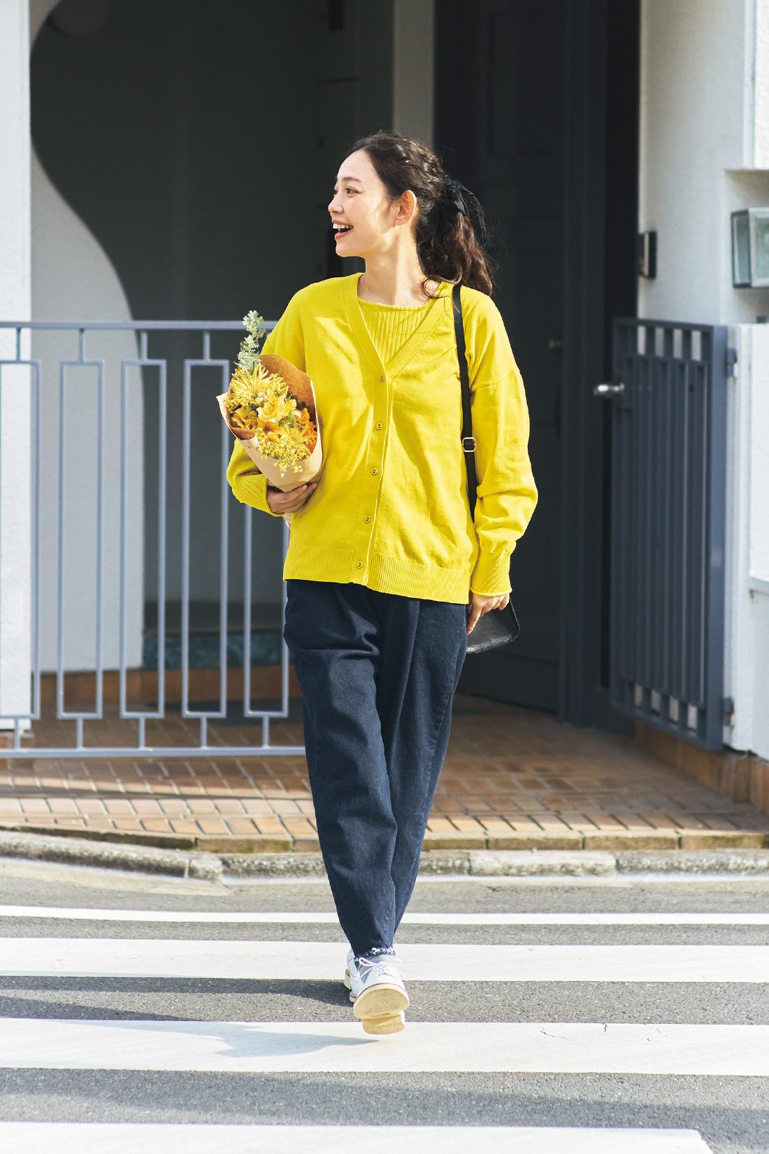 and myera|and myera カーデとＴシャツのセット〈黄色〉