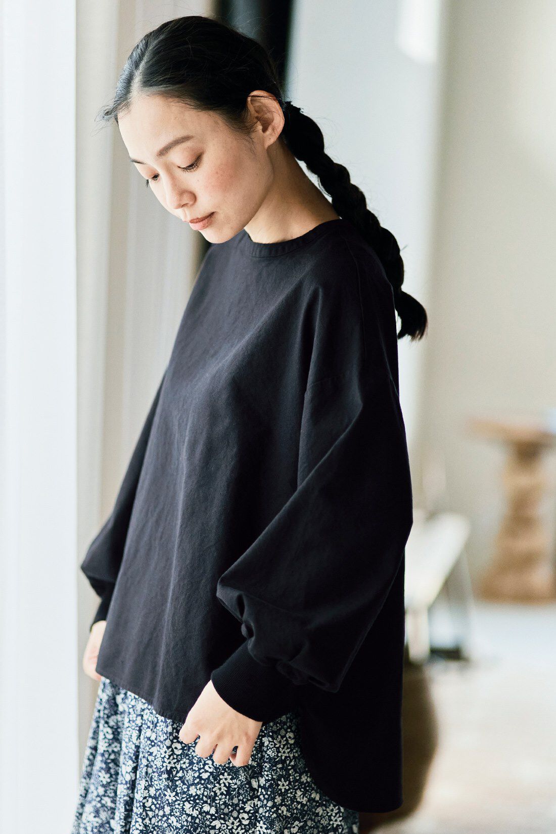 and myera［アンドマイラ］|and myera 布はくの長袖Tトップス〈ブラック〉