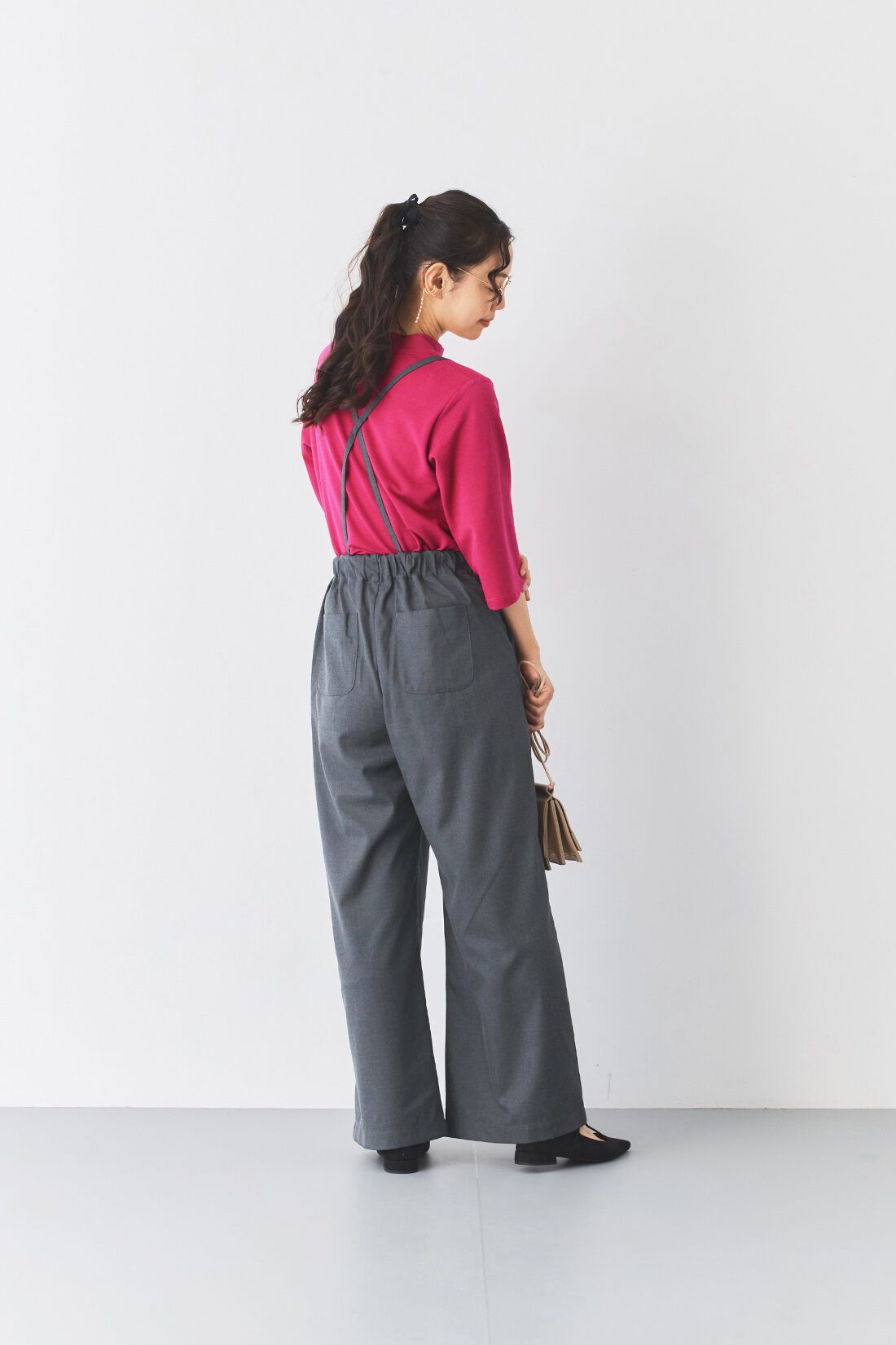 and myera|and myera ちょっぴりコンパクトなハイネックTシャツの会
