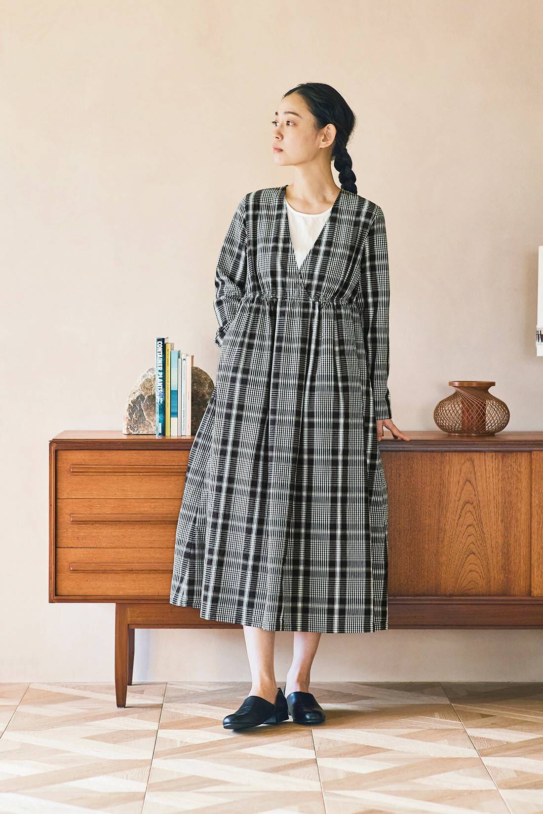 and myera［アンドマイラ］|and myera カシュクールのようなチェックワンピース