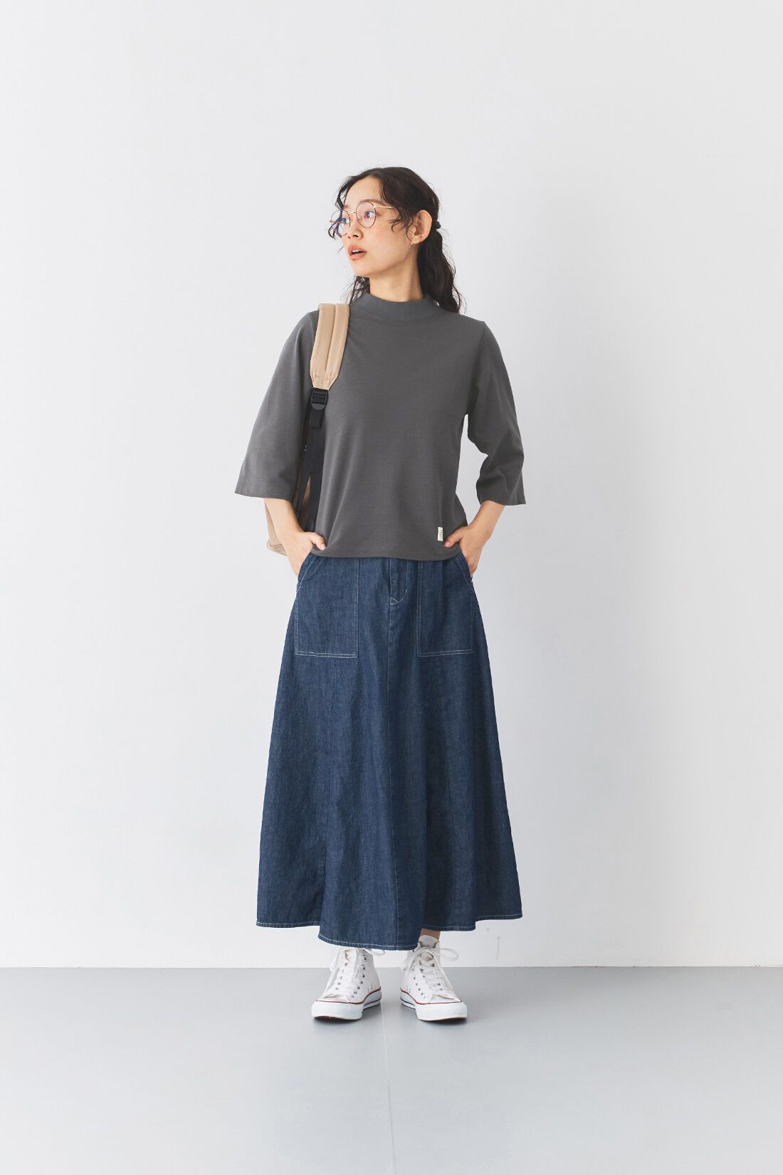 and myera|and myera ちょっぴりコンパクトなハイネックTシャツの会