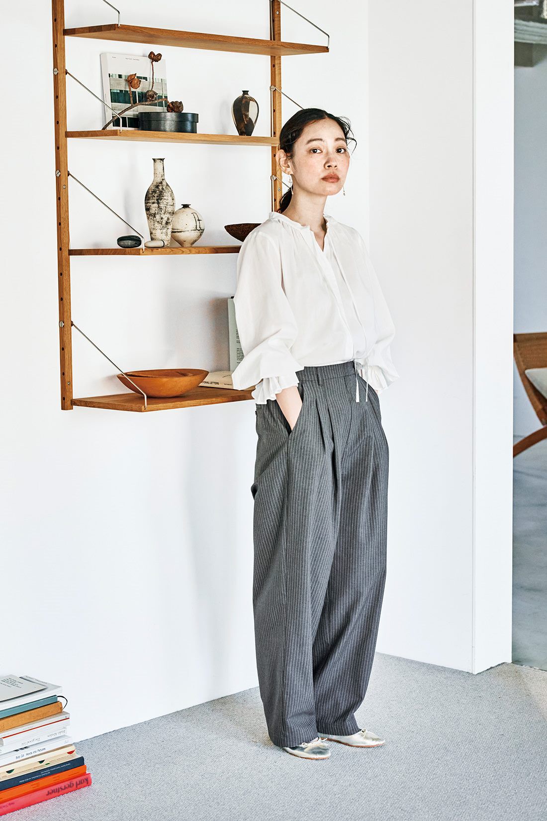 and myera［アンドマイラ］|ａｎｄ　ｍｙｅｒａストライプなスラックスのコーディネート