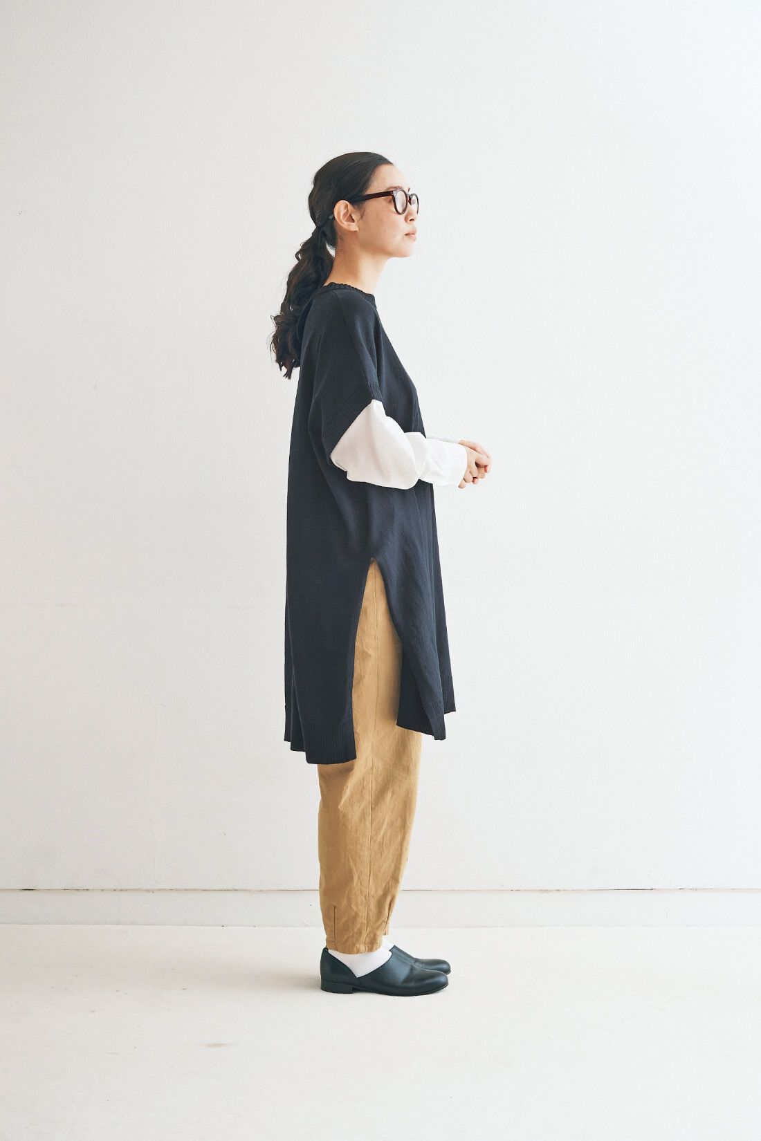 and myera［アンドマイラ］|ａｎｄ　ｍｙｅｒａ　ロングニットベストシャツ