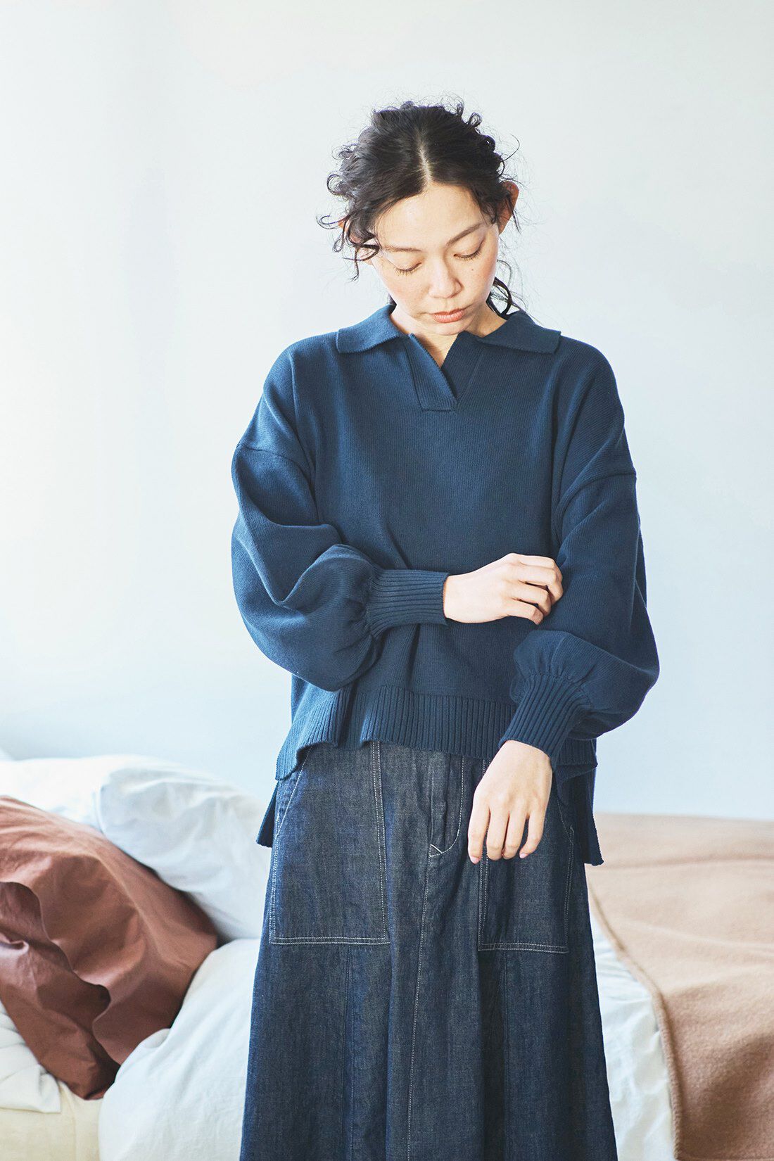 and myera［アンドマイラ］|and myera ワイドシルエットのスキッパーセーター 〈紺〉