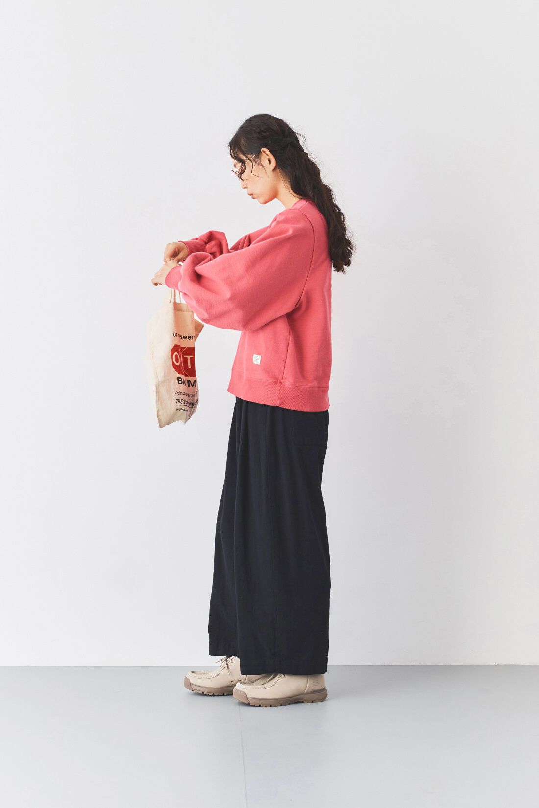 and myera［アンドマイラ］|and myera ボリューム袖トレーナー〈ピンク色〉
