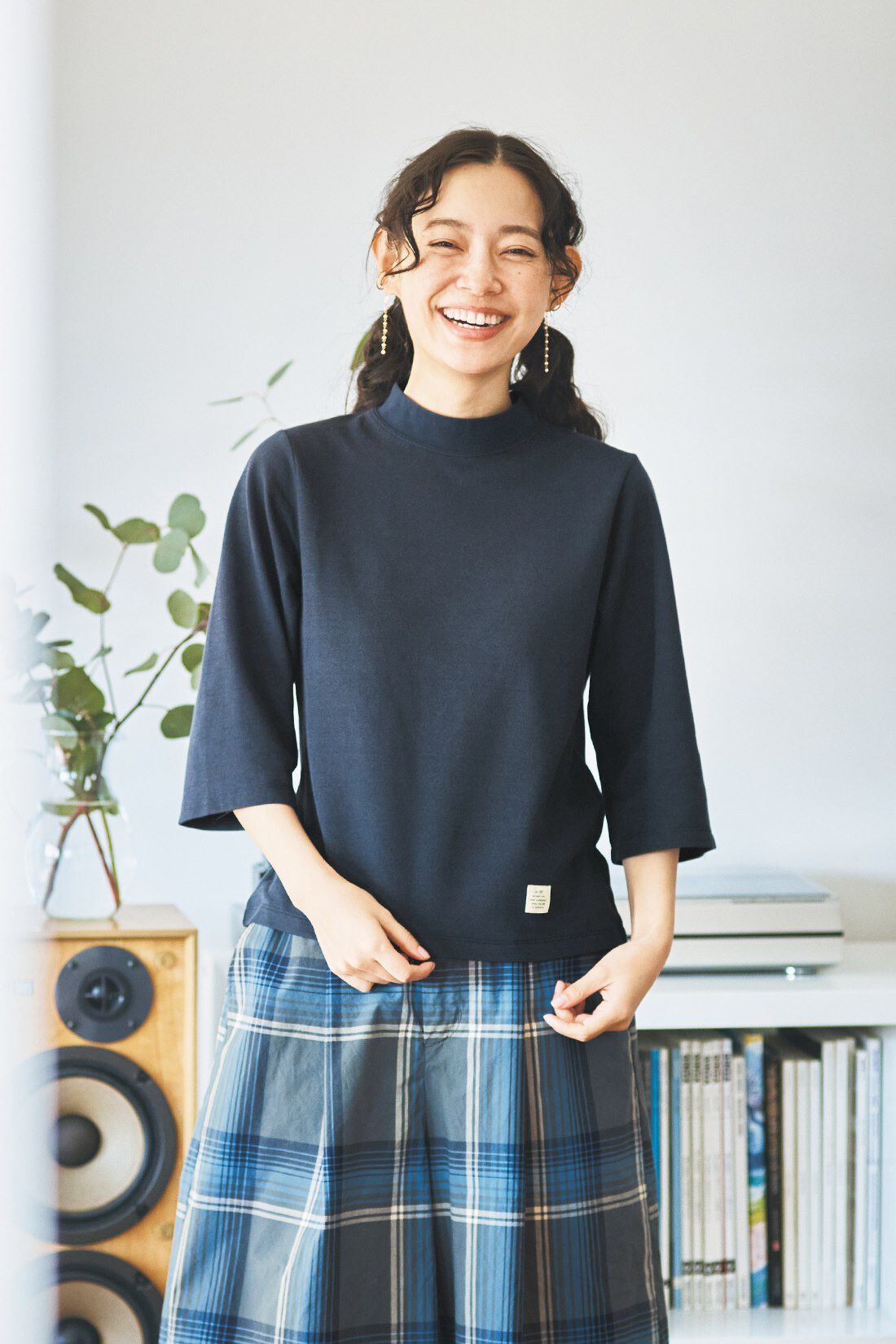 and myera|and myera ちょっぴりコンパクトなハイネックTシャツの会