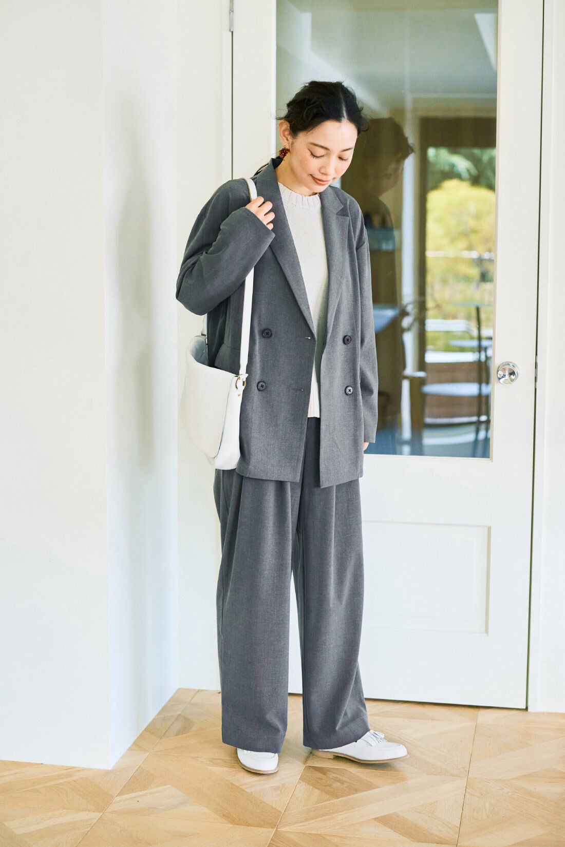 and myera こ綺麗スラックス