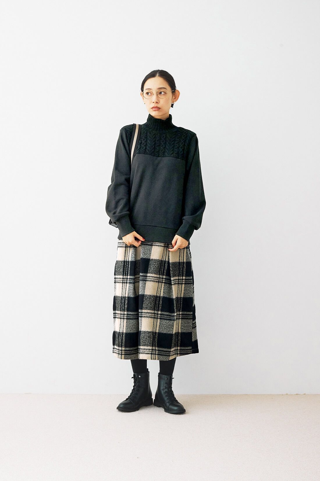 and myera|and myera セータートレーナー