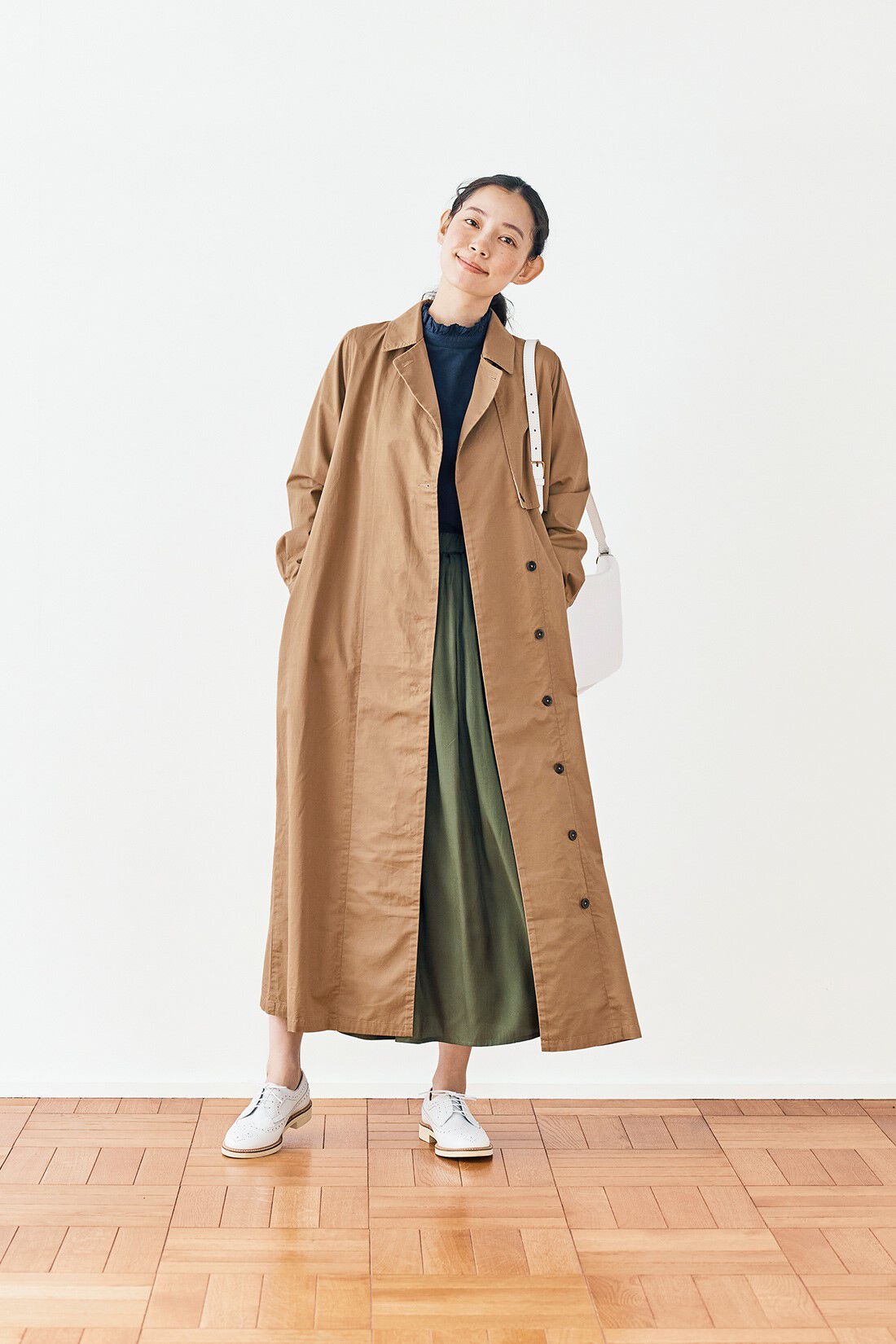 and myera［アンドマイラ］|and myera トレンチコートワンピース〈ベージュ〉