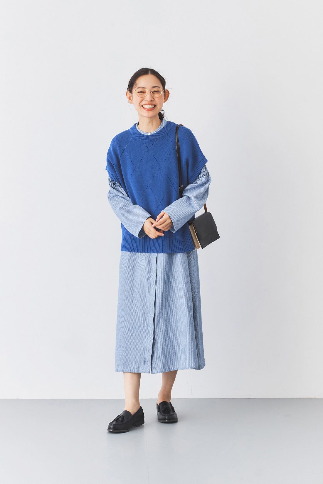 and myera［アンドマイラ］|and myera スモッキングストライプワンピース