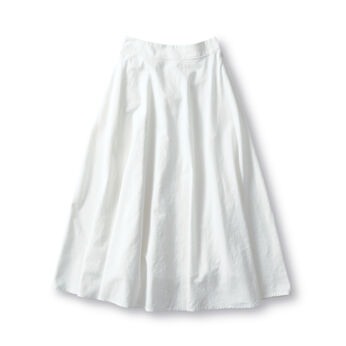 ａｎｄ　ｍｙｅｒａ白くてフレアなスカート