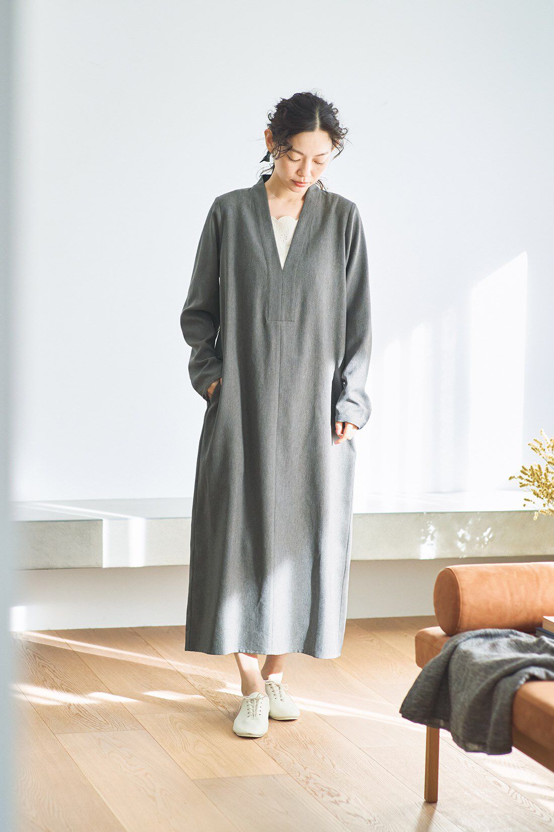 and myera|and myera Vネックワンピース