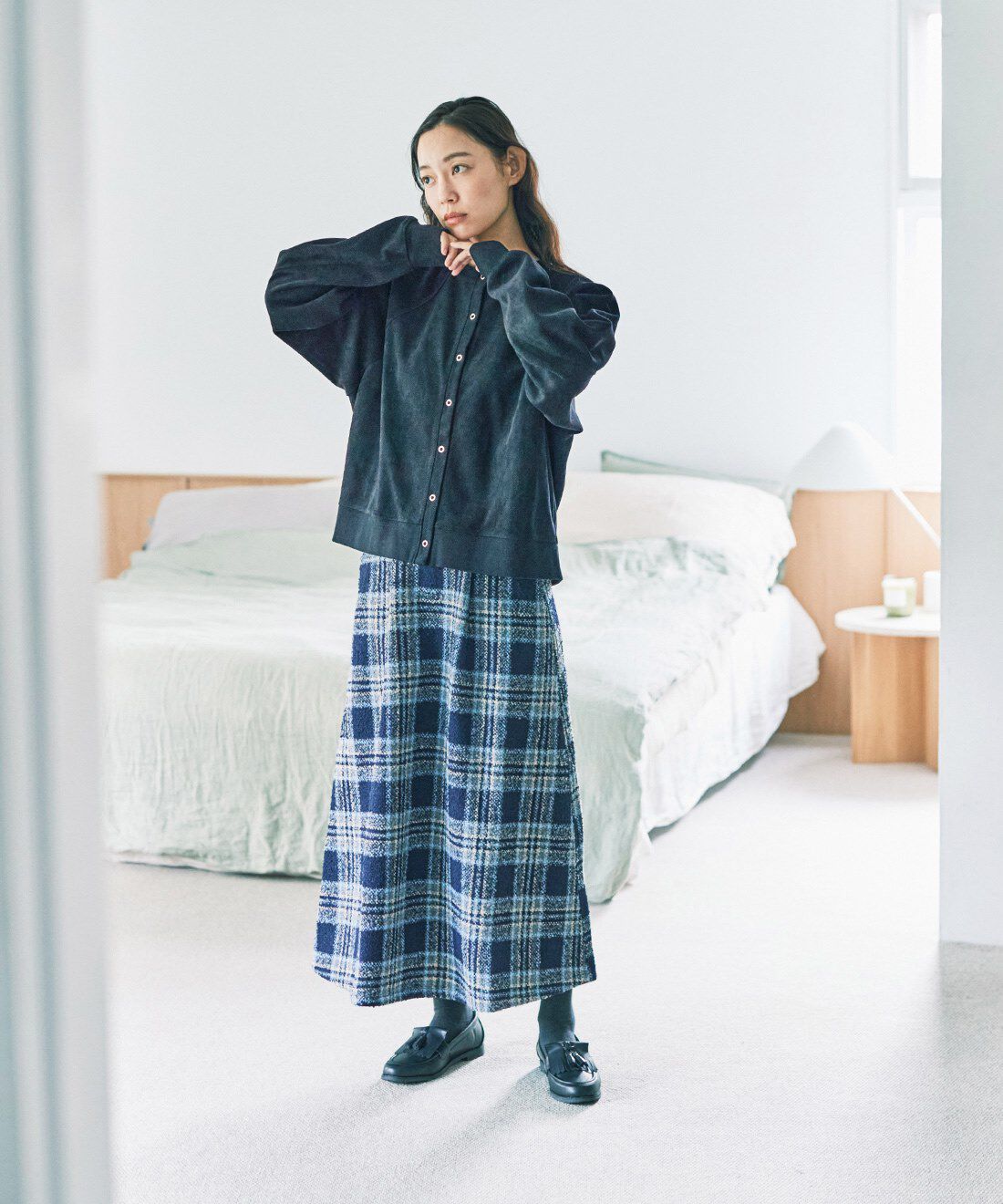 and myera［アンドマイラ］|カットソー スナップボタン カーディガン ブラックのコーディネート