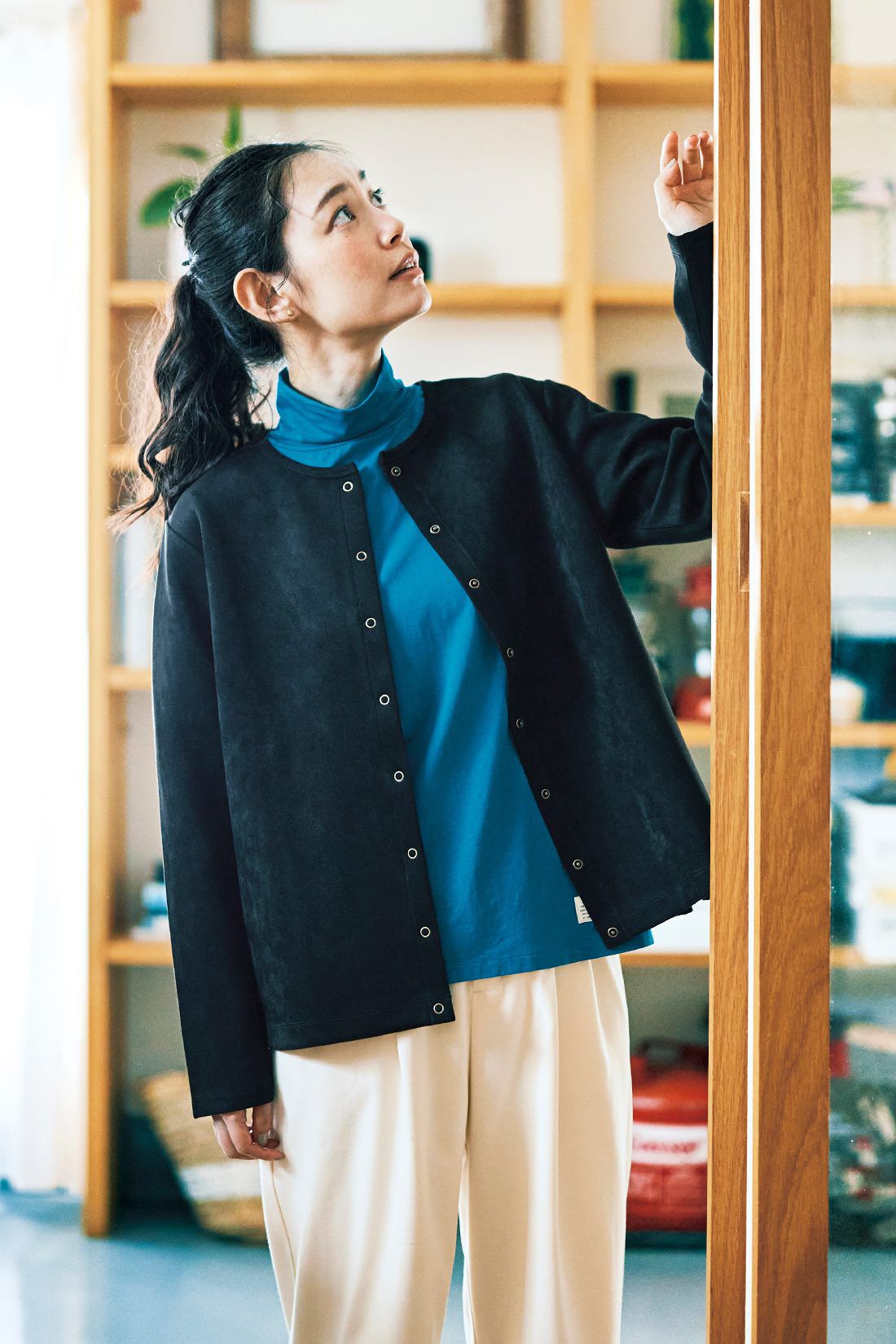 and myera［アンドマイラ］|and myera ワイドなスラックス〈アイボリー〉