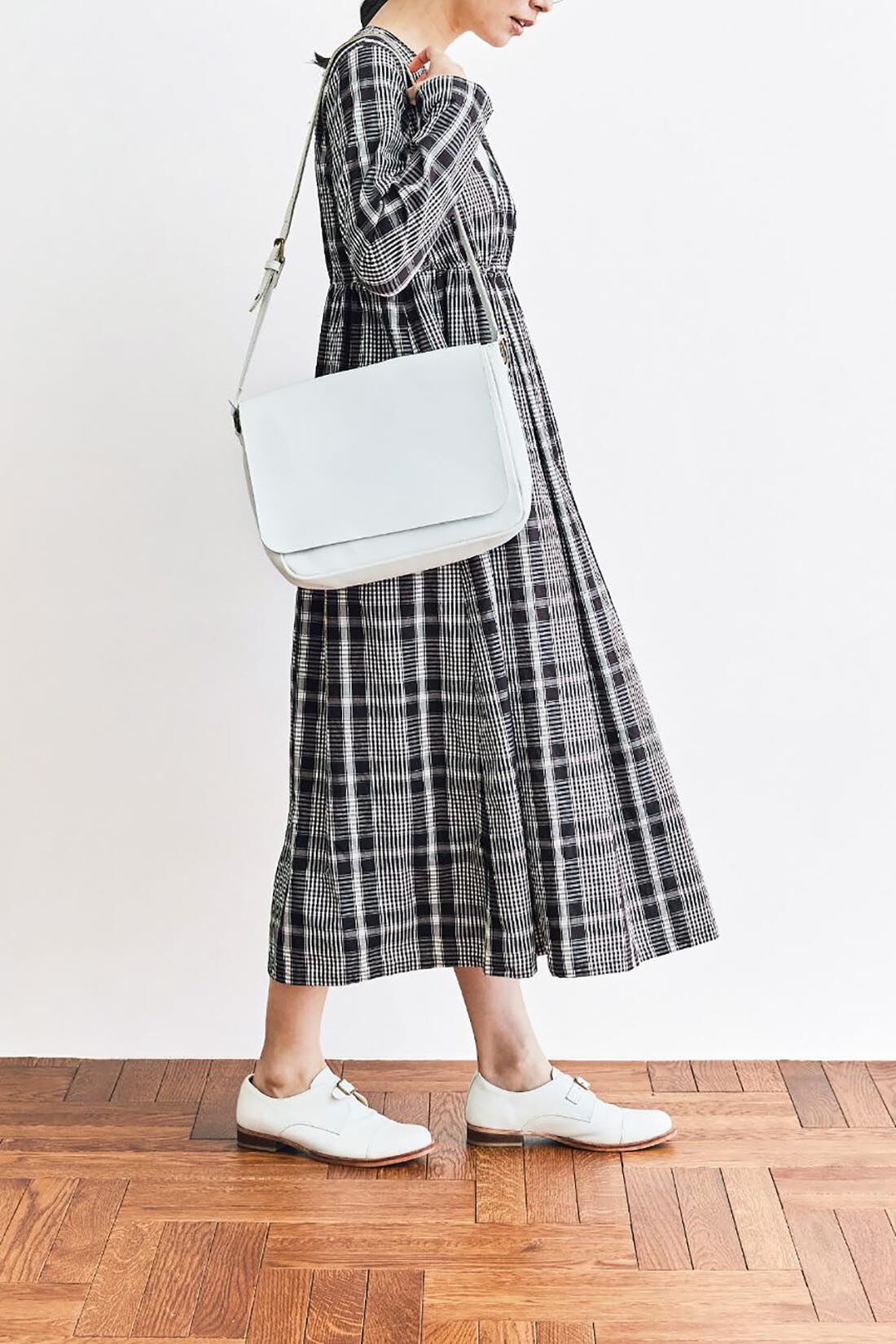 and myera［アンドマイラ］|ａｎｄ　ｍｙｅｒａ　カシュクールのようなチェックワンピース