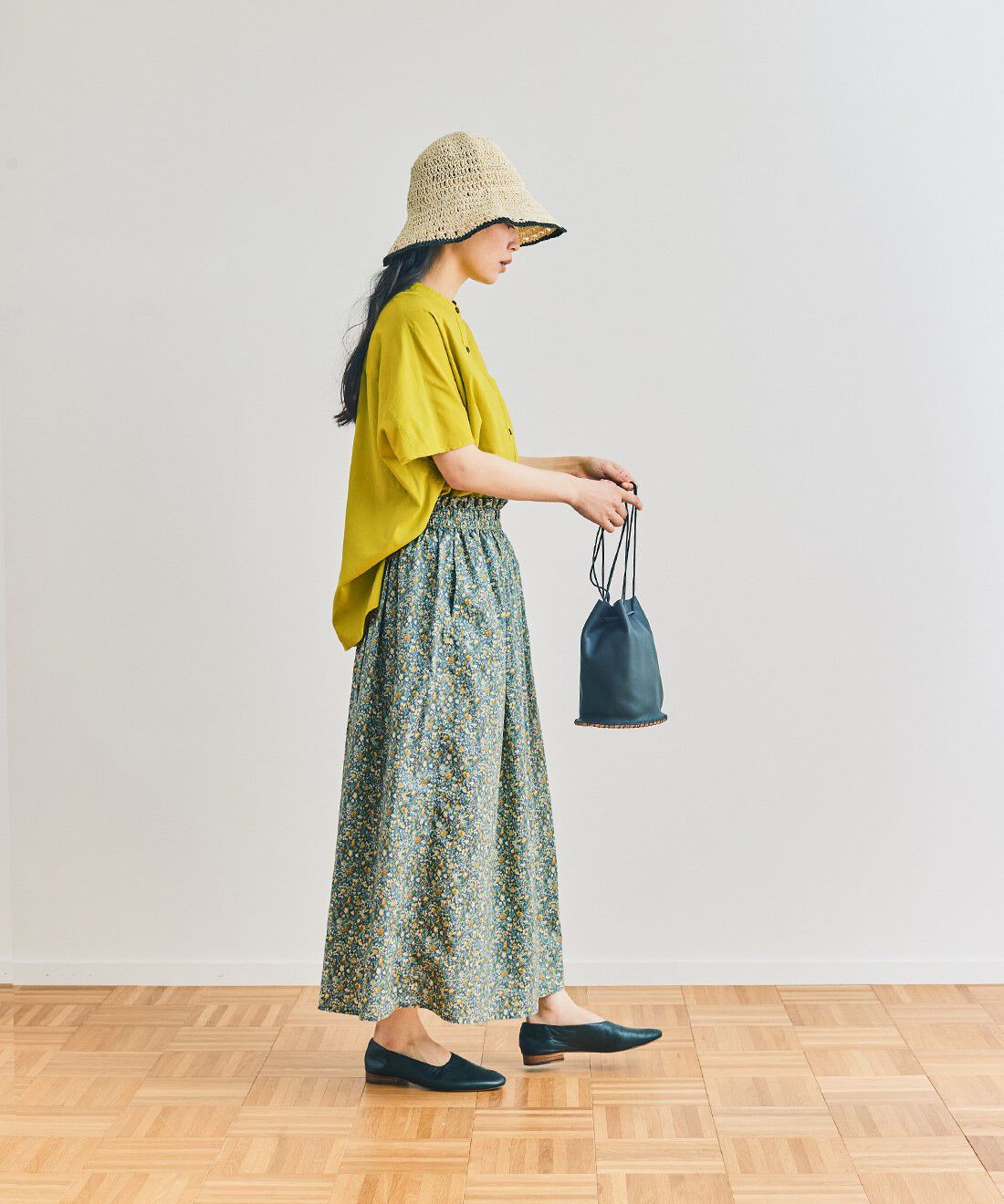 and myera|and myera ドロップドフレンチスリーブシャツ〈黄色〉