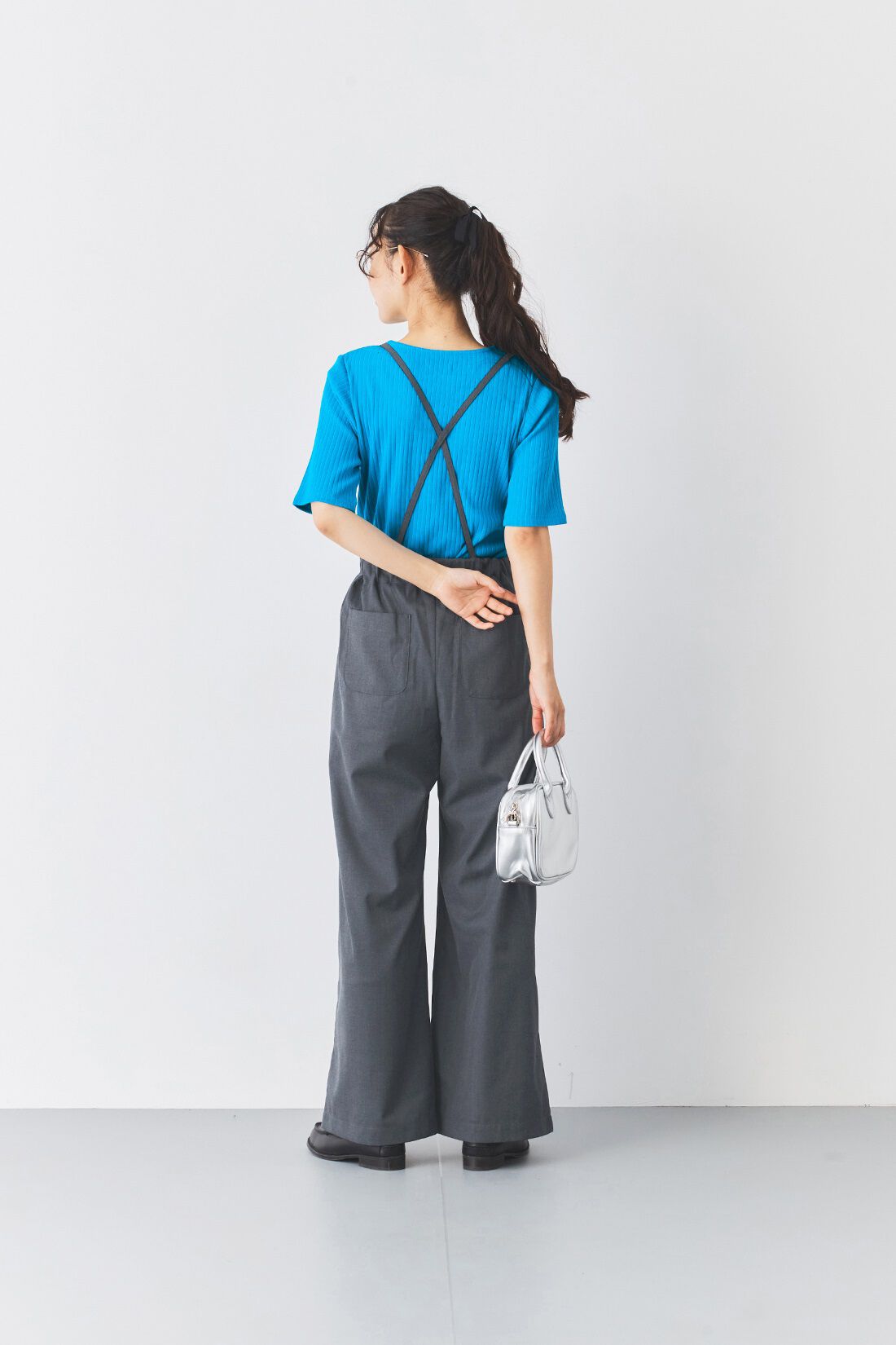 and myera［アンドマイラ］|and myera カーデとＴシャツのセット〈青色〉