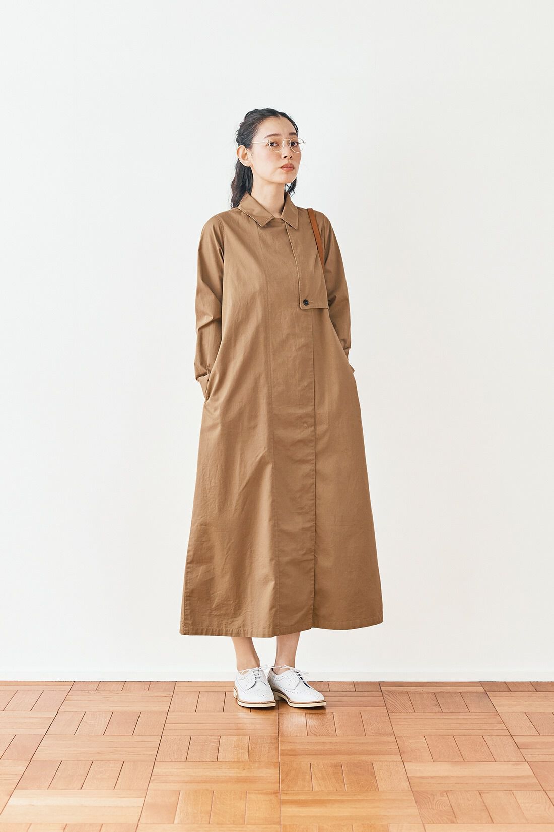 and myera［アンドマイラ］|and myera トレンチコートワンピース〈ベージュ〉