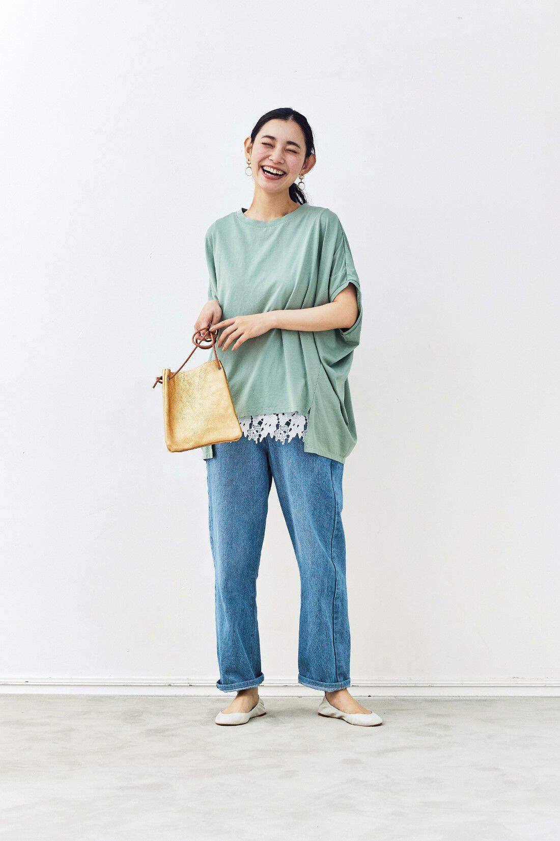 and myera［アンドマイラ］|ａｎｄ　ｍｙｅｒａ　ベーシックじゃないTシャツ
