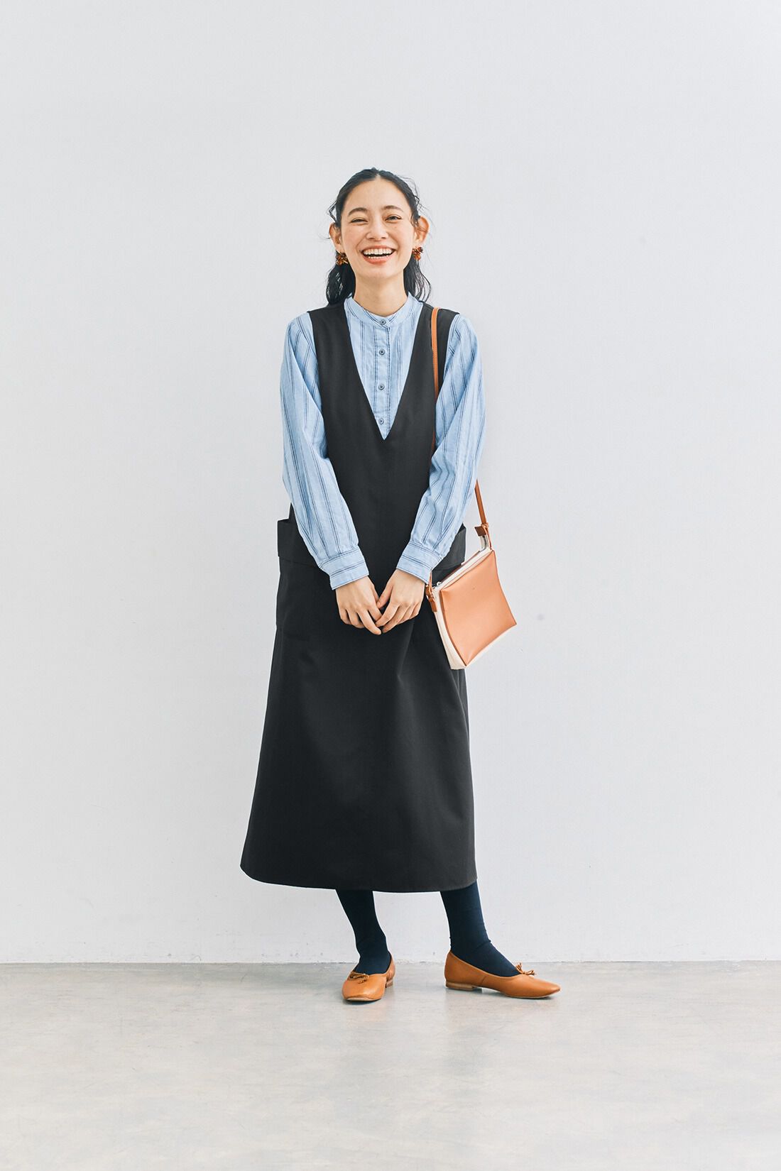 and myera［アンドマイラ］|and myera 大人のエプロンワンピース