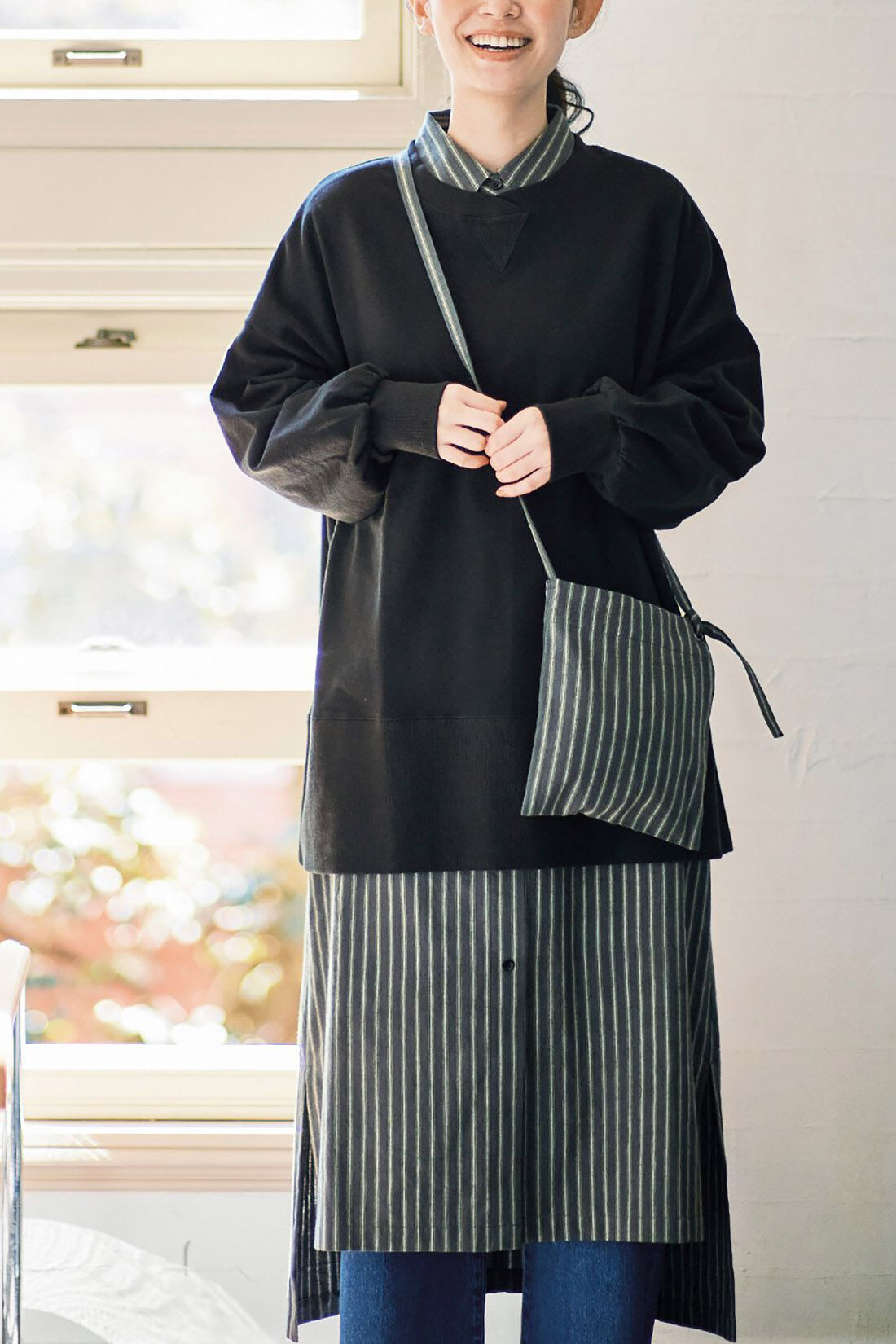 and myera|ａｎｄ　ｍｙｅｒａ　ベーシックじゃない大きなトレーナー〈黒〉