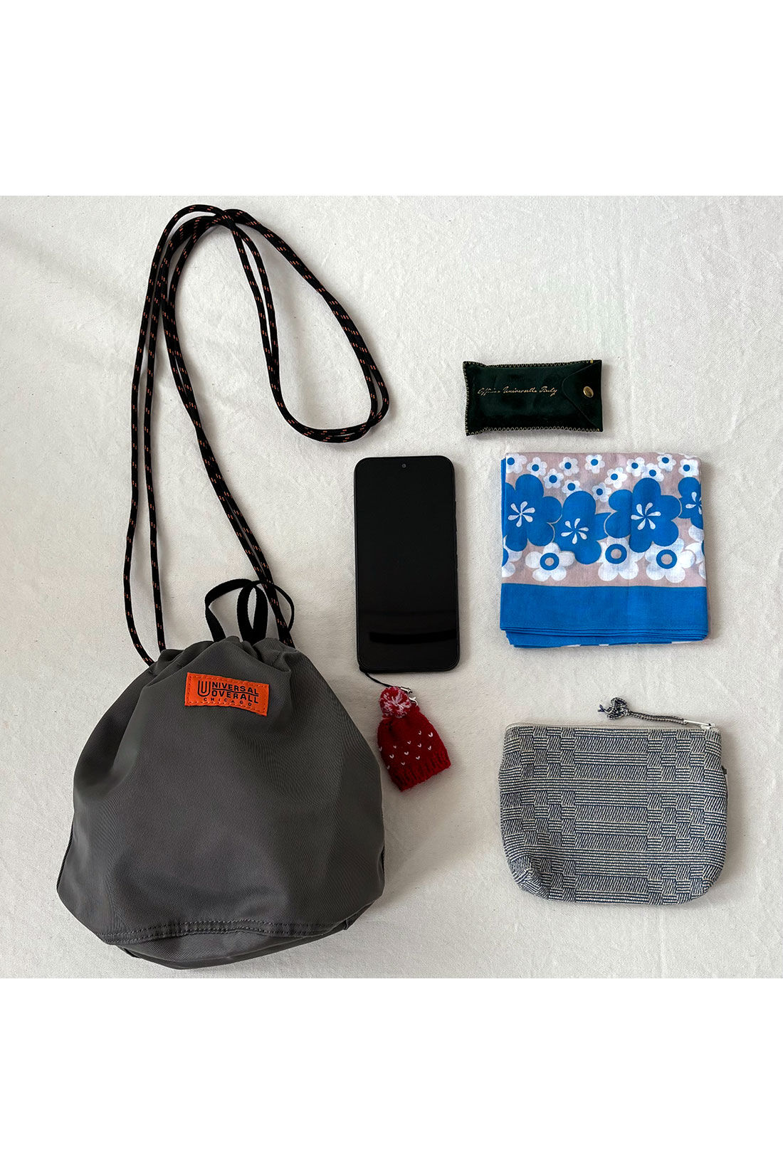 SYRUP. [シロップ．]|【WEB限定】UNIVERSAL OVERALL　カラーザイル2-WAYきんちゃくバッグ【シロップ．バスケット】|1.チャコールグレー