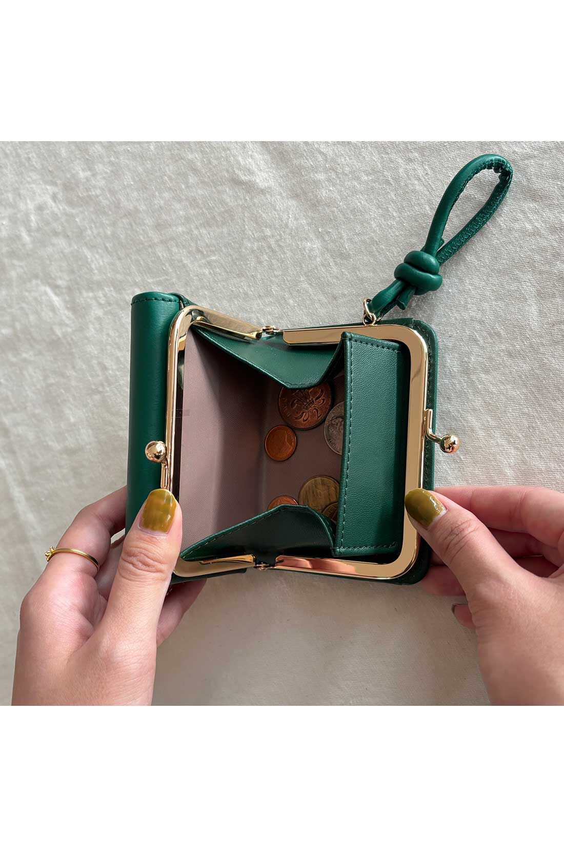 SYRUP. [シロップ．]|【WEB限定】ラウンドフラップがま口財布【シロップ．バスケット】