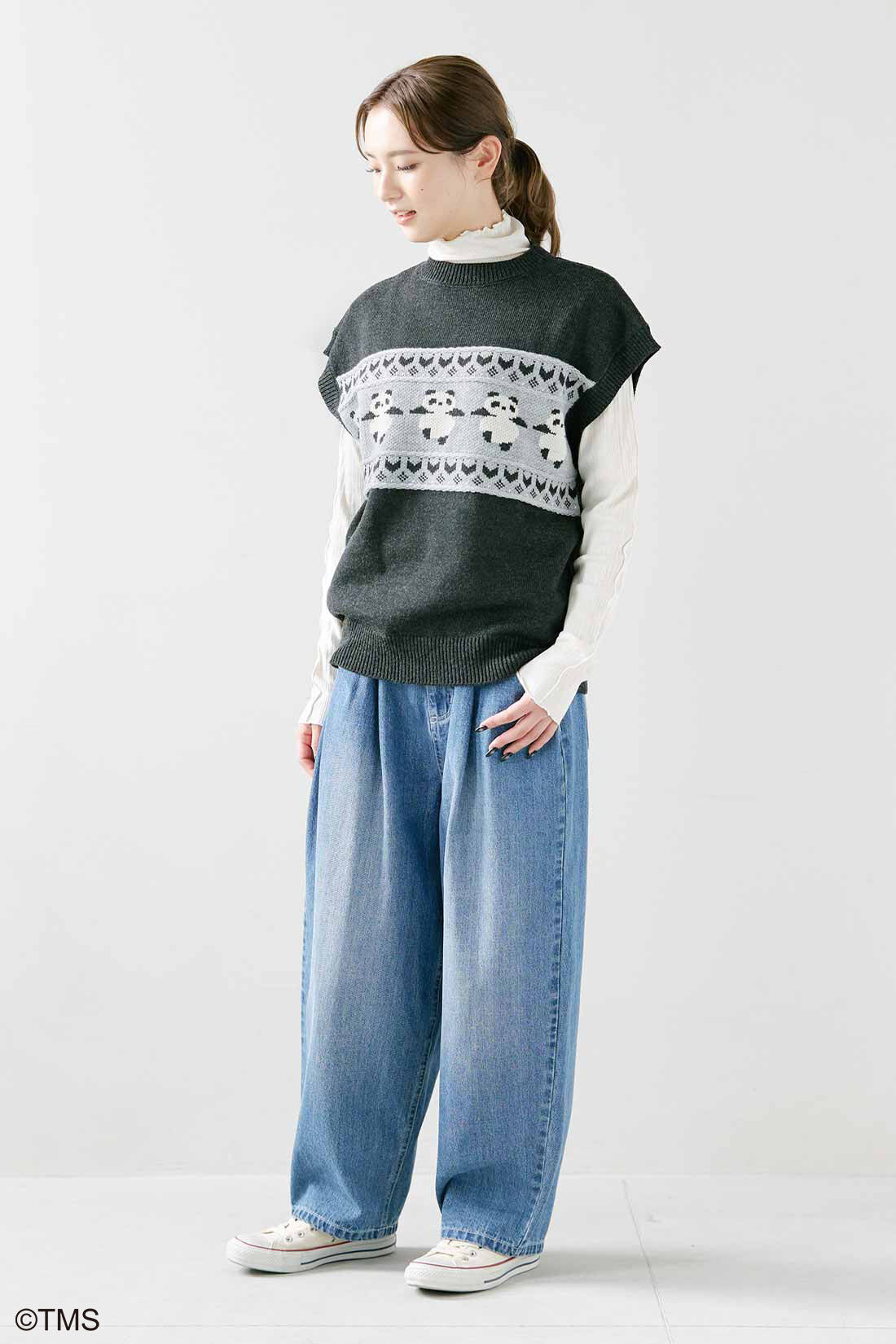 シロップ．|パンダコパンダ×シロップ． 一緒に踊ろう！　パンちゃんのラインダンスニットベスト〈ダークグレー〉|身長162cm/Mサイズ着用