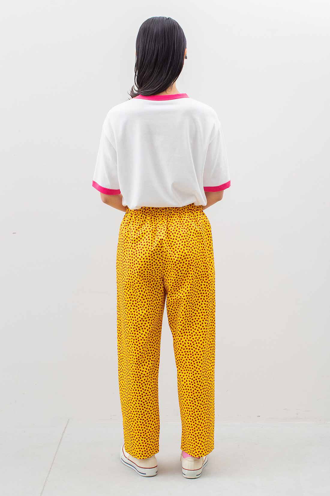 SYRUP. [シロップ．]|シモジマコラボ 重ね着にもピッタリ！ ファンシーラッピングみたいなゆるっとパンツ〈シモジマテントウムシ〉
