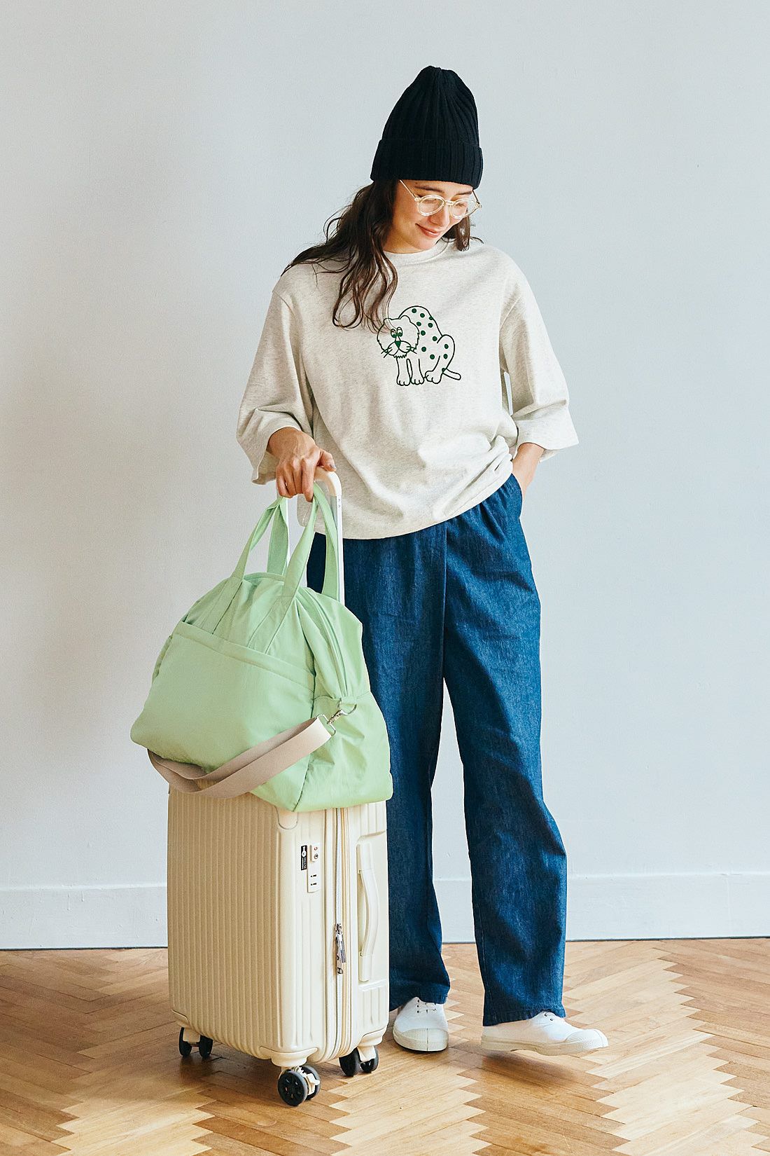 SYRUP. [シロップ．]|シロップ.　ぷっくりとしたシルエットのラップ風やわらかデニムパンツ〈インディゴブルー〉