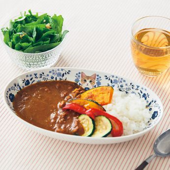 猫部 | 猫とお花のカレーが入る 深型オーバル皿