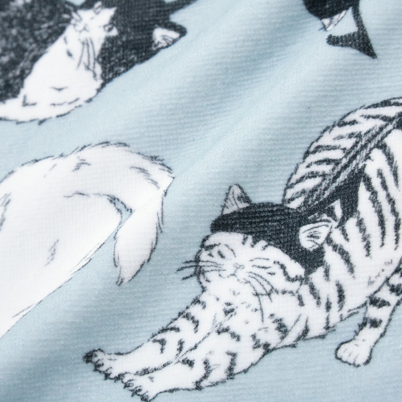 猫部|nemunoki paper item×猫部　音符ベレー帽の猫がシックなくるくるタオルの会|綿100％のパイル生地で、やわらかな手ざわり。