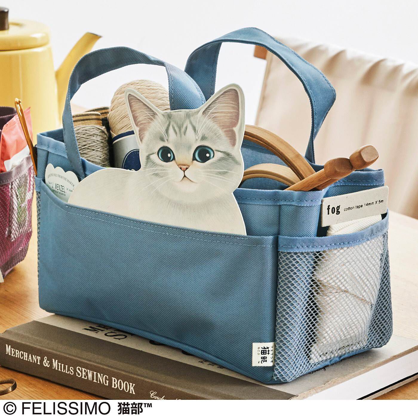 猫部|小物すっきり！子猫がのぞく収納バッグの会