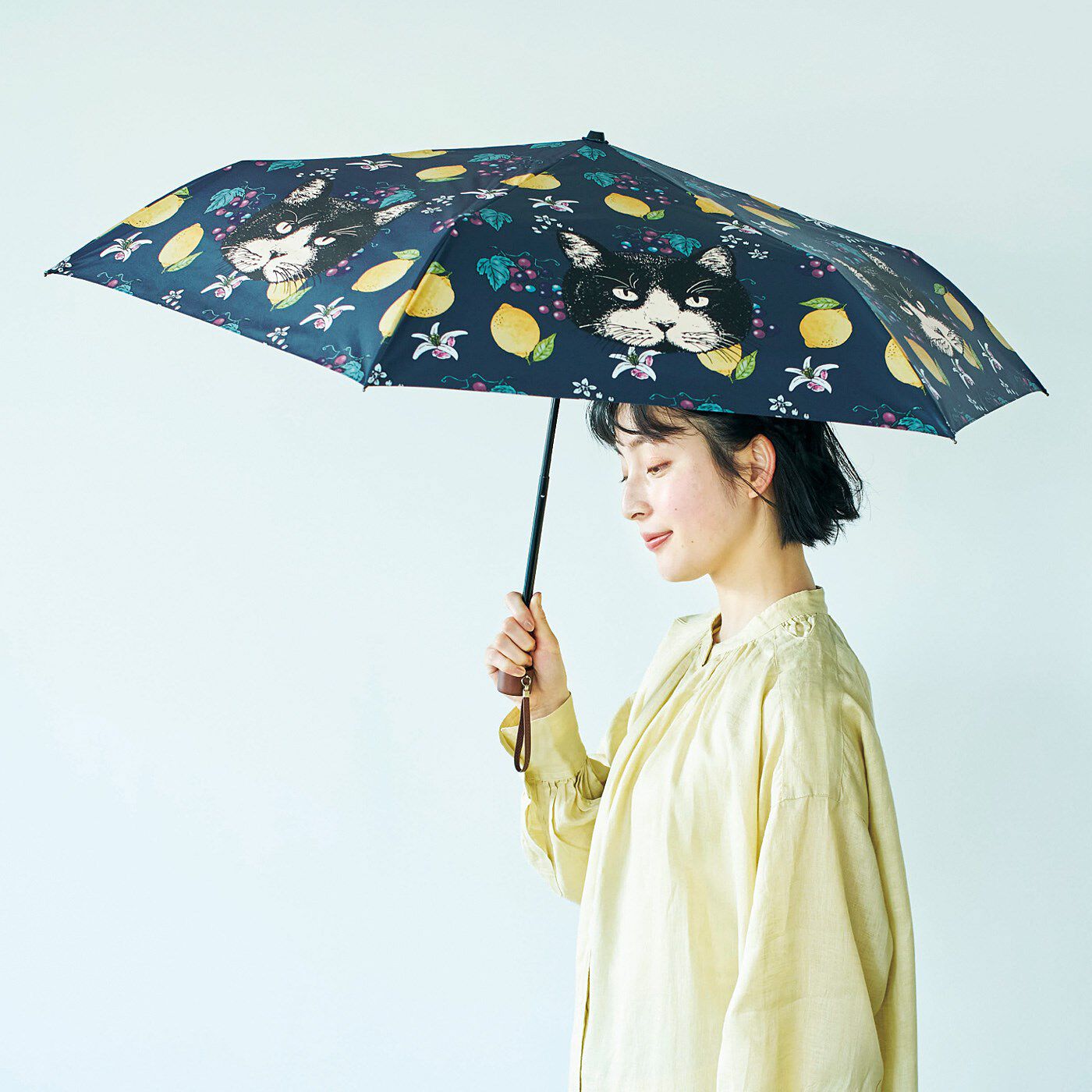 猫部|nemunoki paper item×猫部　猫と実りのUVカット晴雨兼用折りたたみ傘