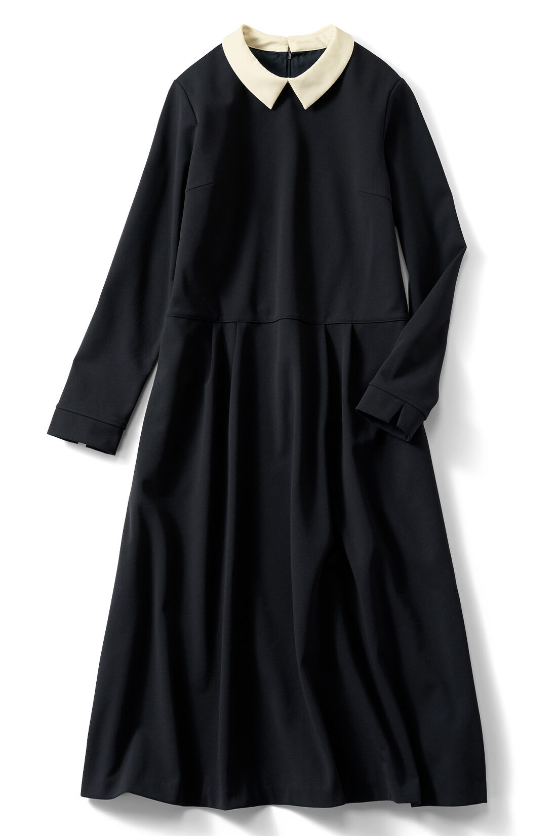 DRECO by IEDIT|【3～10日でお届け】IEDIT[イディット]　取り外し可能な衿付きが上品新鮮 裏微起毛カットソージョーゼットで 暖かで伸びやかなきれい見えワンピース〈ブラック〉|〈ブラック〉