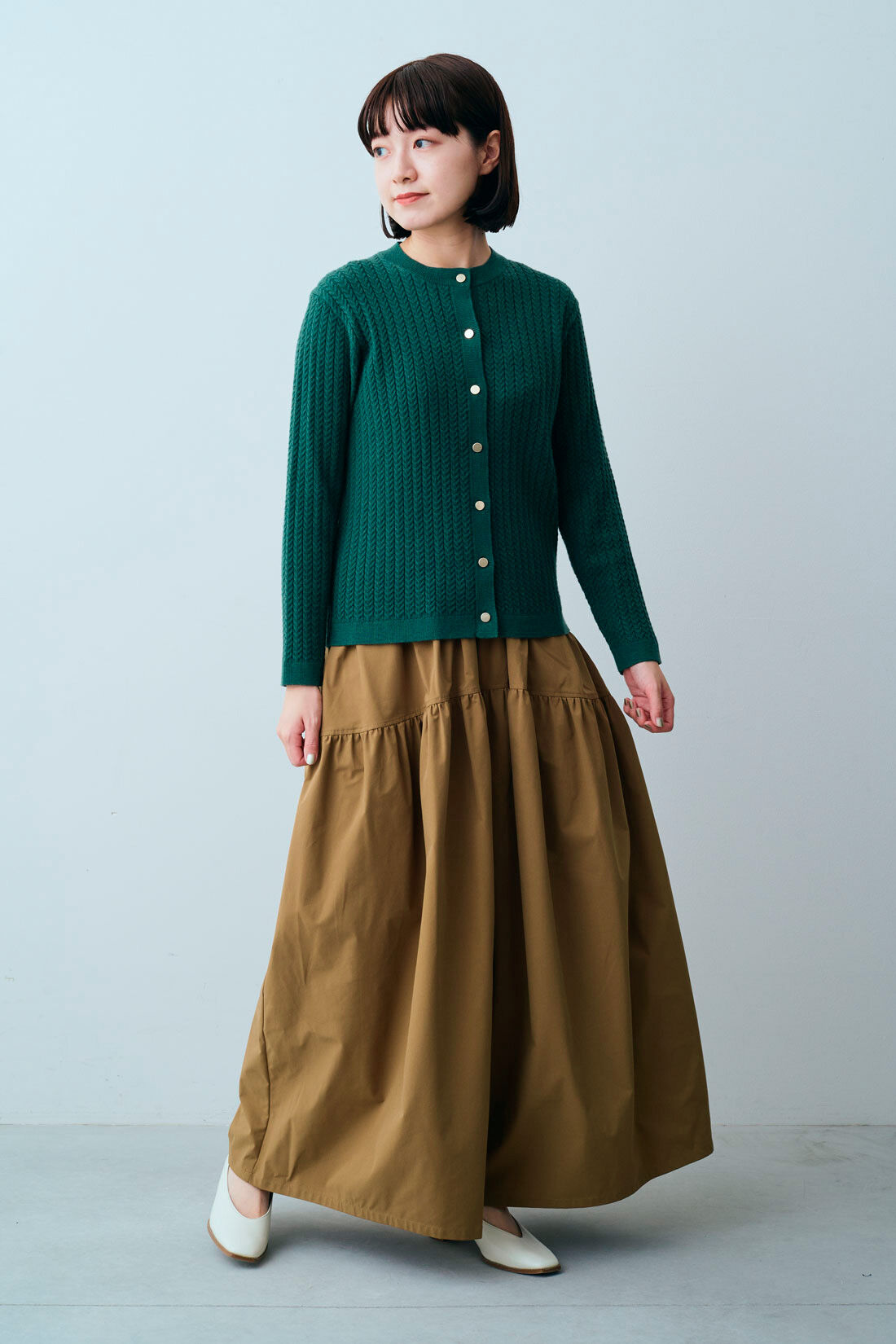 DRECO by IEDIT|【3～10日でお届け】IEDIT[イディット]　ティアードスカートをはいているみたいな撥水（はっすい）スカンツ〈キャメルベージュ〉|モデル身長：163cm　着用サイズ：M