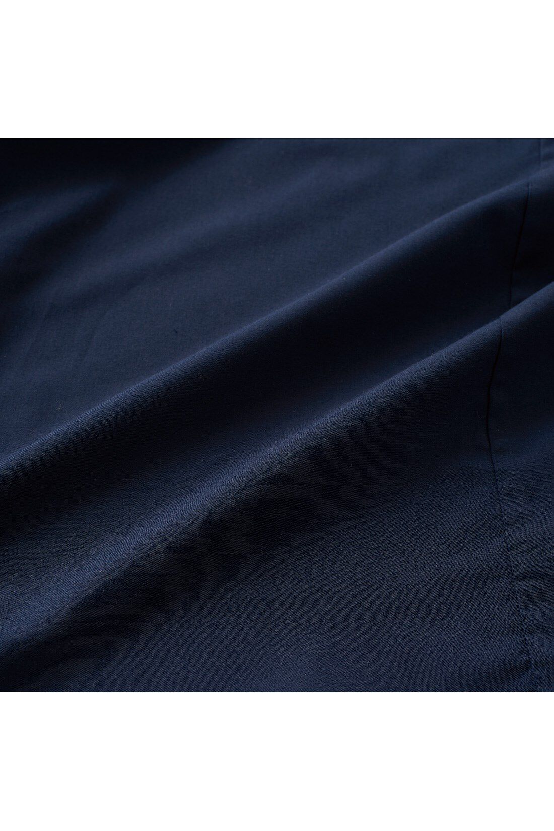 DRECO by IEDIT|DRECO by IEDIT たっぷりフレアーが印象的な　Ａラインシャツチュニック〈ネイビー〉|季節を問わずさわやかに着られる綿混素材。