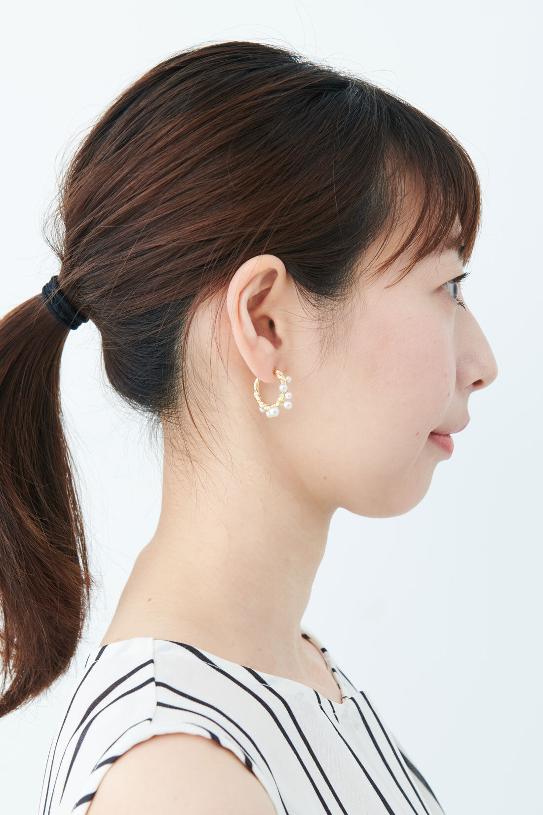 DRECOバイヤーズセレクト ツイストフープ型パール付きピアス〈ゴールド〉｜イヤリング・ピアス｜アクセサリー・時計｜ファッション小物｜レディースファッション・洋服の通販｜DRECO  by IEDIT
