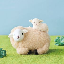 YOU+MORE! | 羊の親子のふわふわマスコット