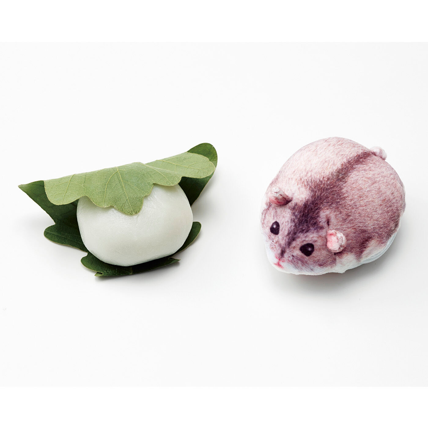 YOU+MORE!|YOU+MORE!　もっちりハムスターのちっちゃめポーチの会|もっちり感は、かしわもちといい勝負。