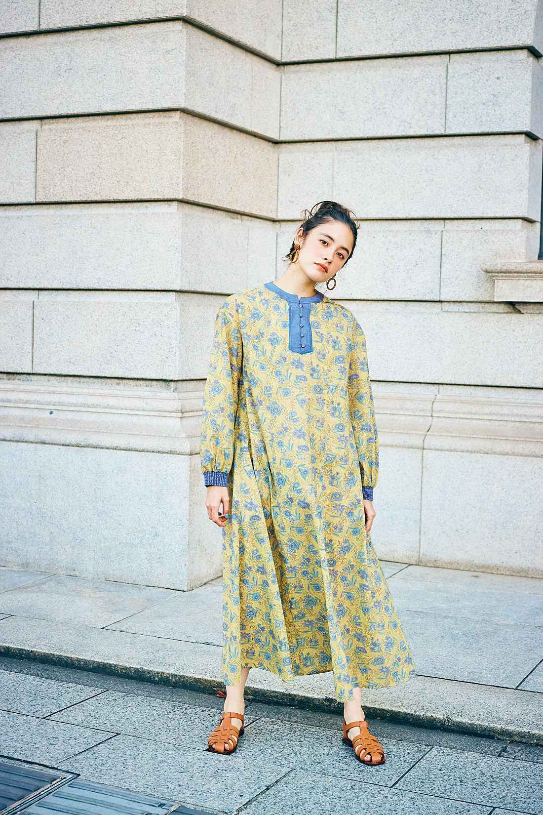シロップ. 特急便|【3～10日でお届け】レゾリヴァード×シロップ.　南仏の風を感じる　ボタニカルフラワーのワンピース〈イエロー〉