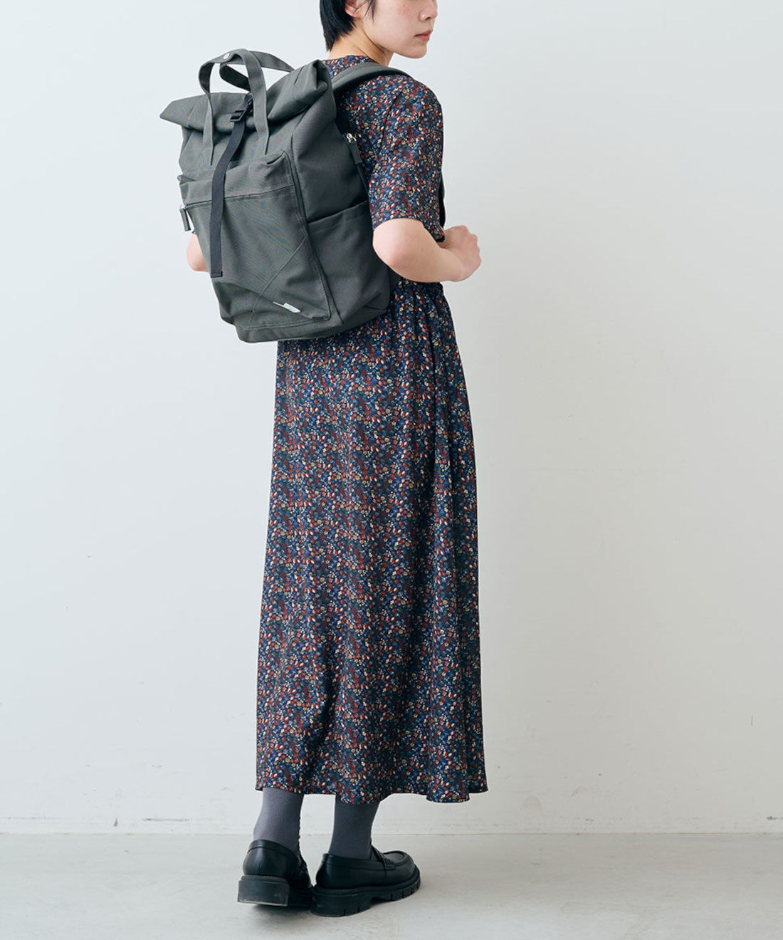 シロップ．特急便|【WEB限定・3～10日でお届け】スラッシュロールトップリュック【シロップ．バスケット】|モデル身長：163cm
