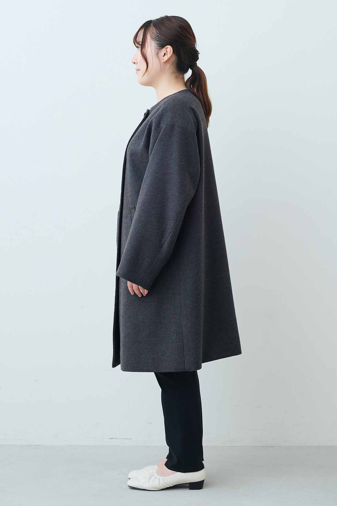 シロップ．特急便|シロップ. フランスの印象派画家モネの世界をまとう クラシックコート〈チャコールグレー〉|モデル身長：149cm　着用サイズ：M