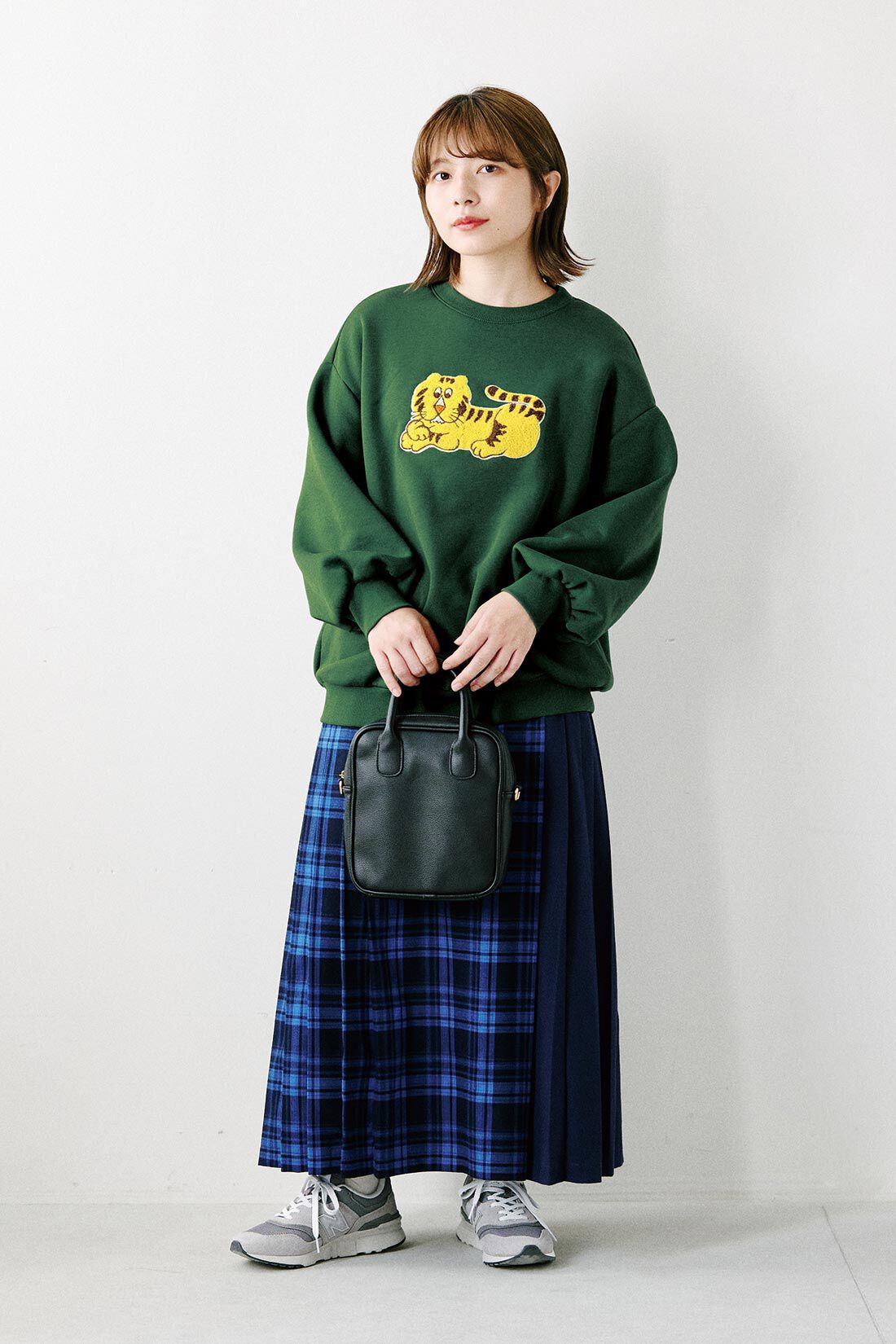 【3〜10日でお届け】アデリアレトロ×シロップ．　レトロ喫茶のおともにぴったりな　コンパクトバッグ〈フェンス〉