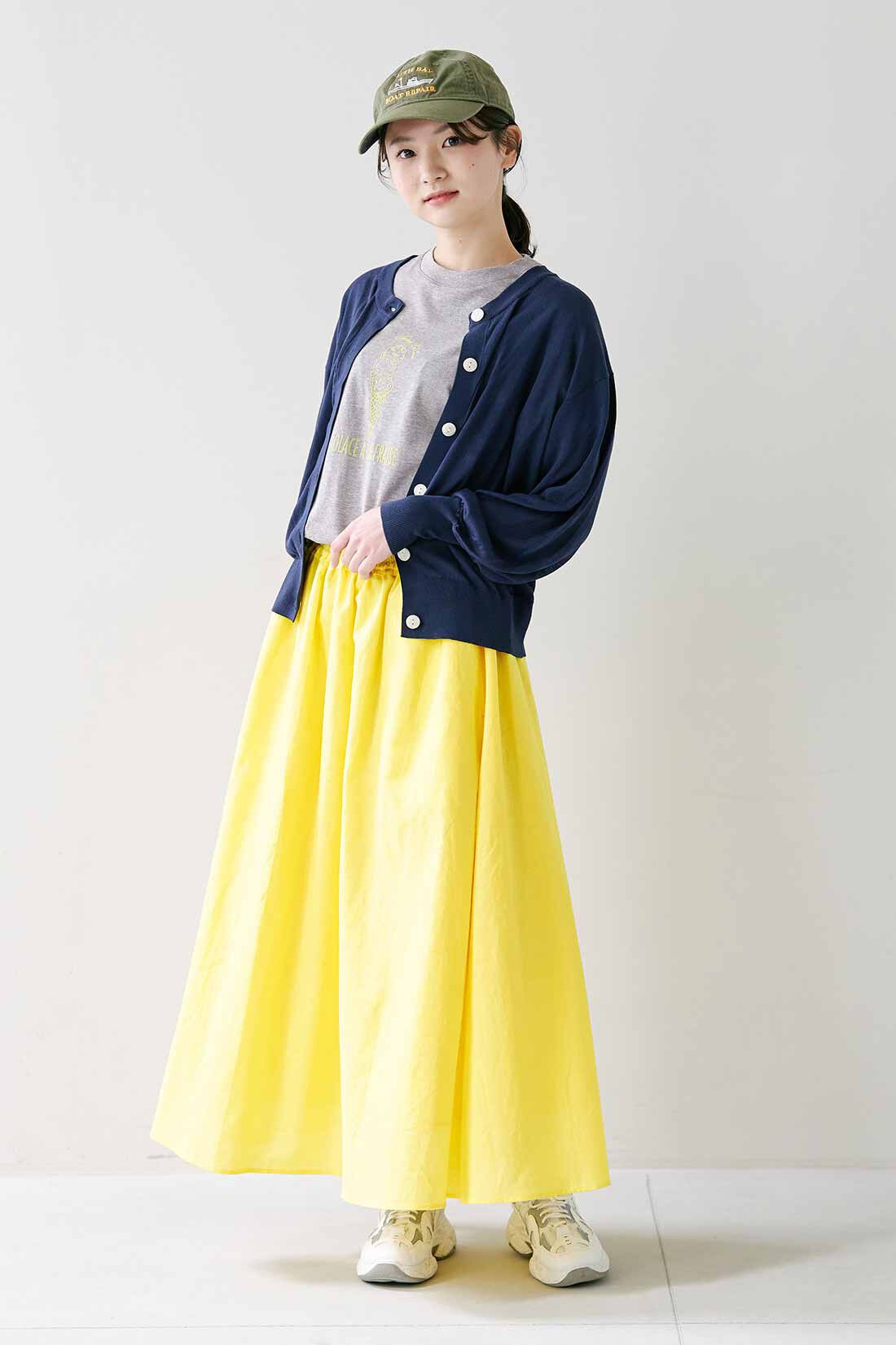 シロップ．特急便|【3～10日でお届け】シロップ． ちょっぴりレトロ気分なアイスクリームのフロッキープリントＴシャツ〈トリプル×グレー〉|身長162cm/Mサイズ着用