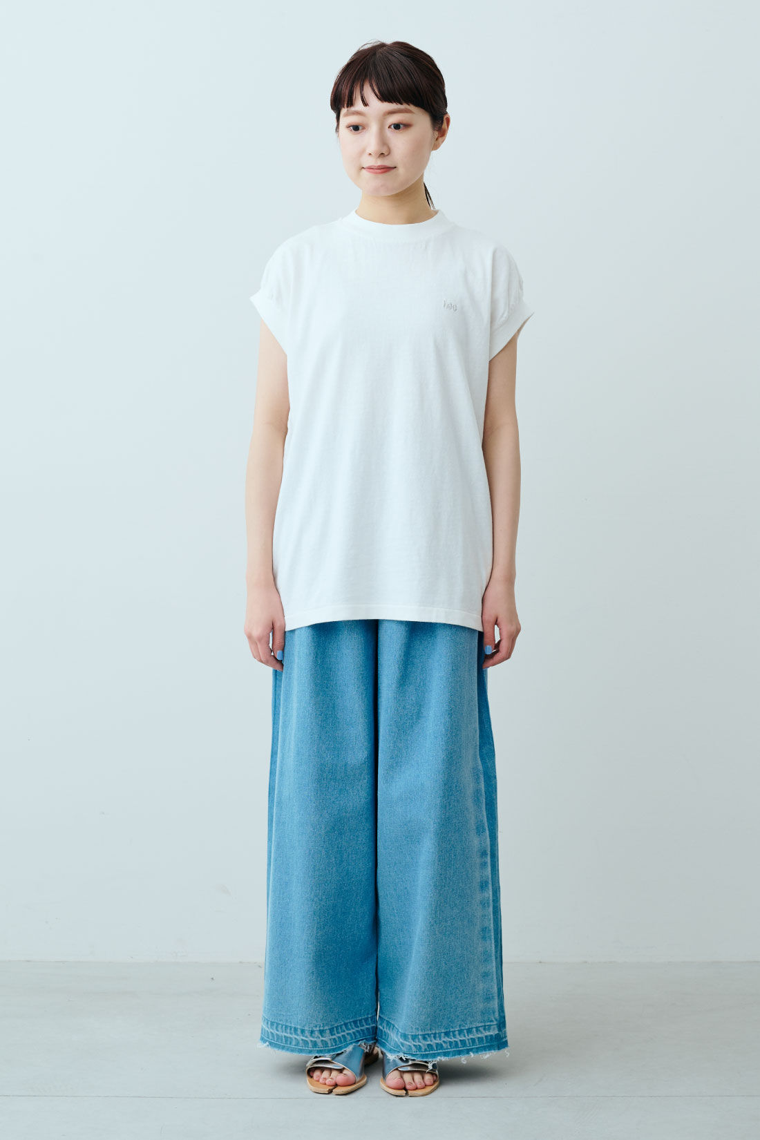 fashion special|【WEB限定・特急便】　Lee PAFF N/S TEE|1：ホワイト　モデル身長：163cm