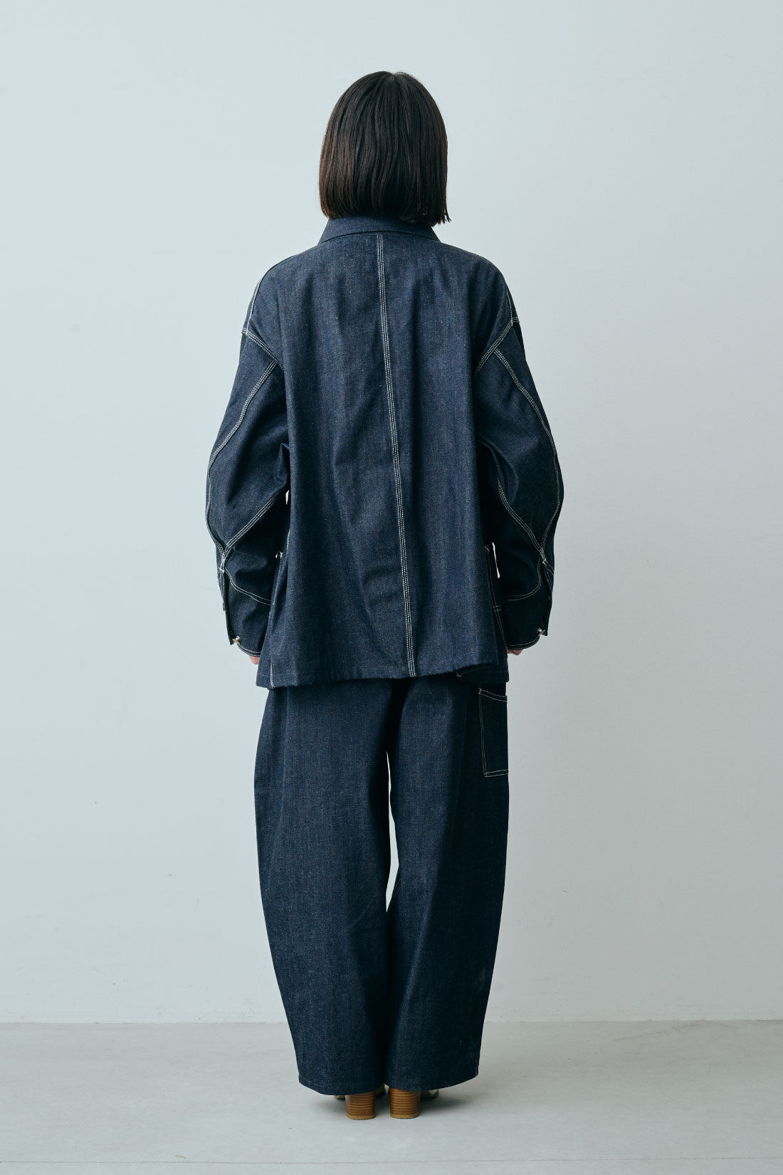 fashion special|【WEB限定・特急便】　Lee スーパーサイズロゴジャケット|2：リジット　モデル身長：168cm