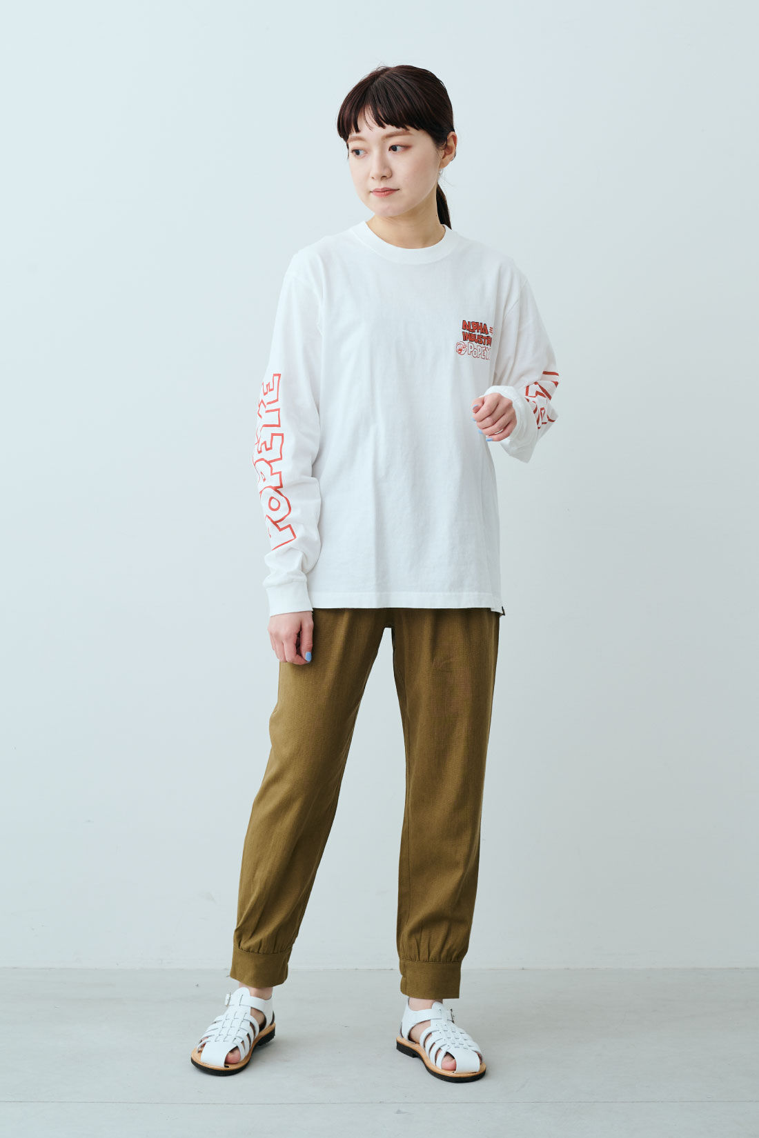 ファッションスペシャル|【WEB限定・特急便】　POPEYE（TM）×ALPHA バックプリントTシャツ|2：ホワイト　モデル身長：163cm